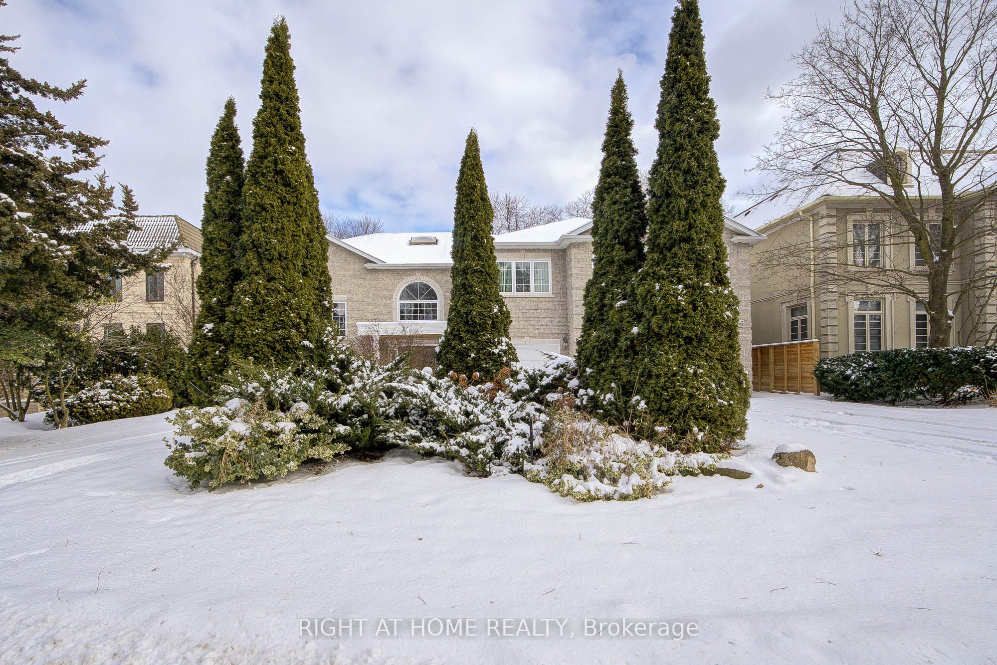 49 Arjay Crescent, North York 2