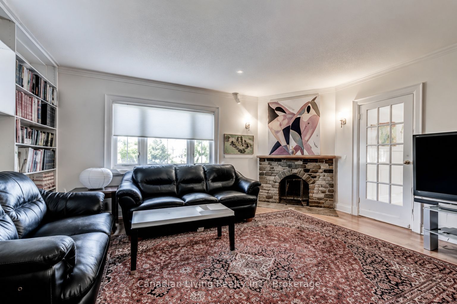 Unit Main - 143 Steeles Avenue E, North York 3