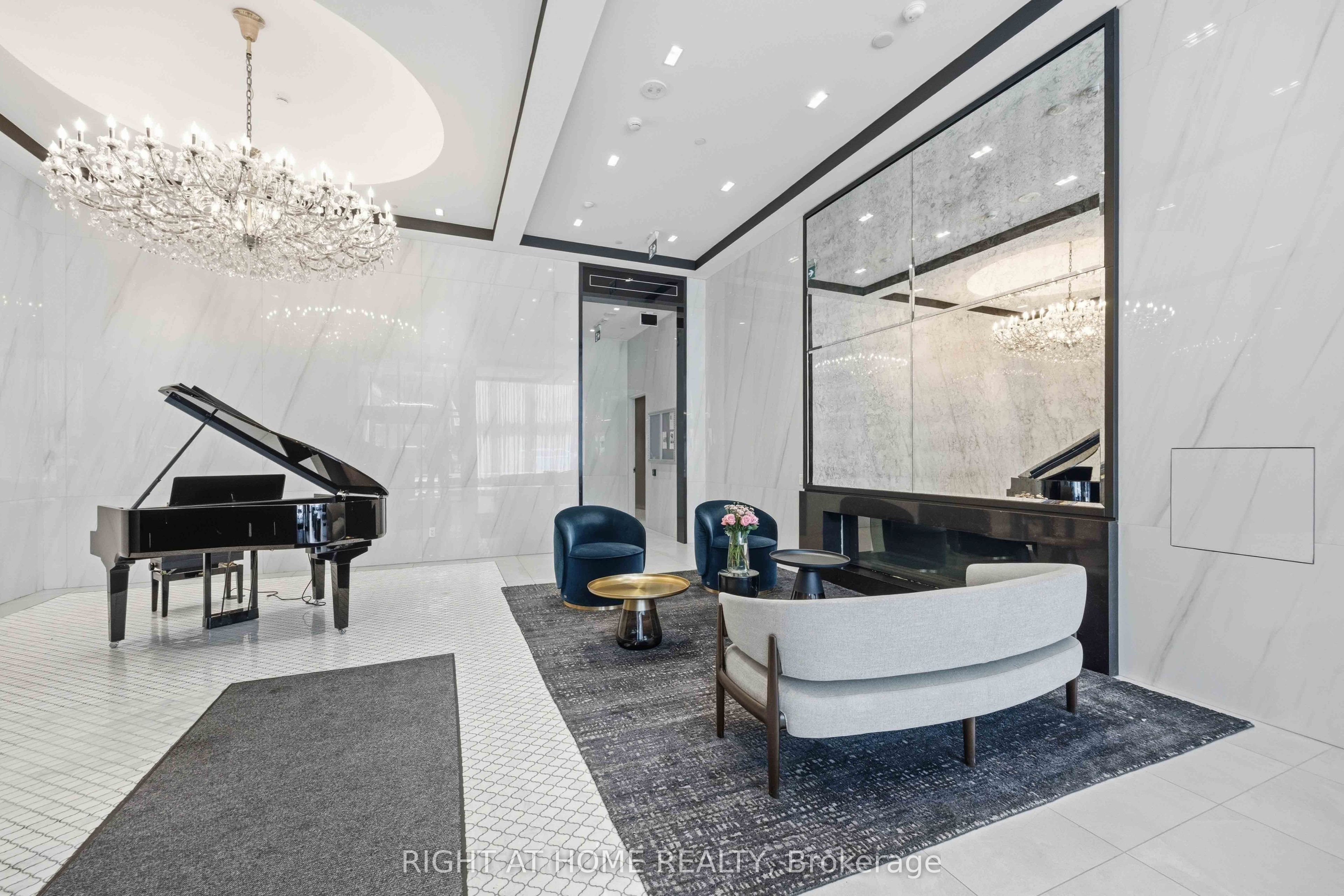 Unit 5110 - 8 Wellesley Street W, Toronto 3