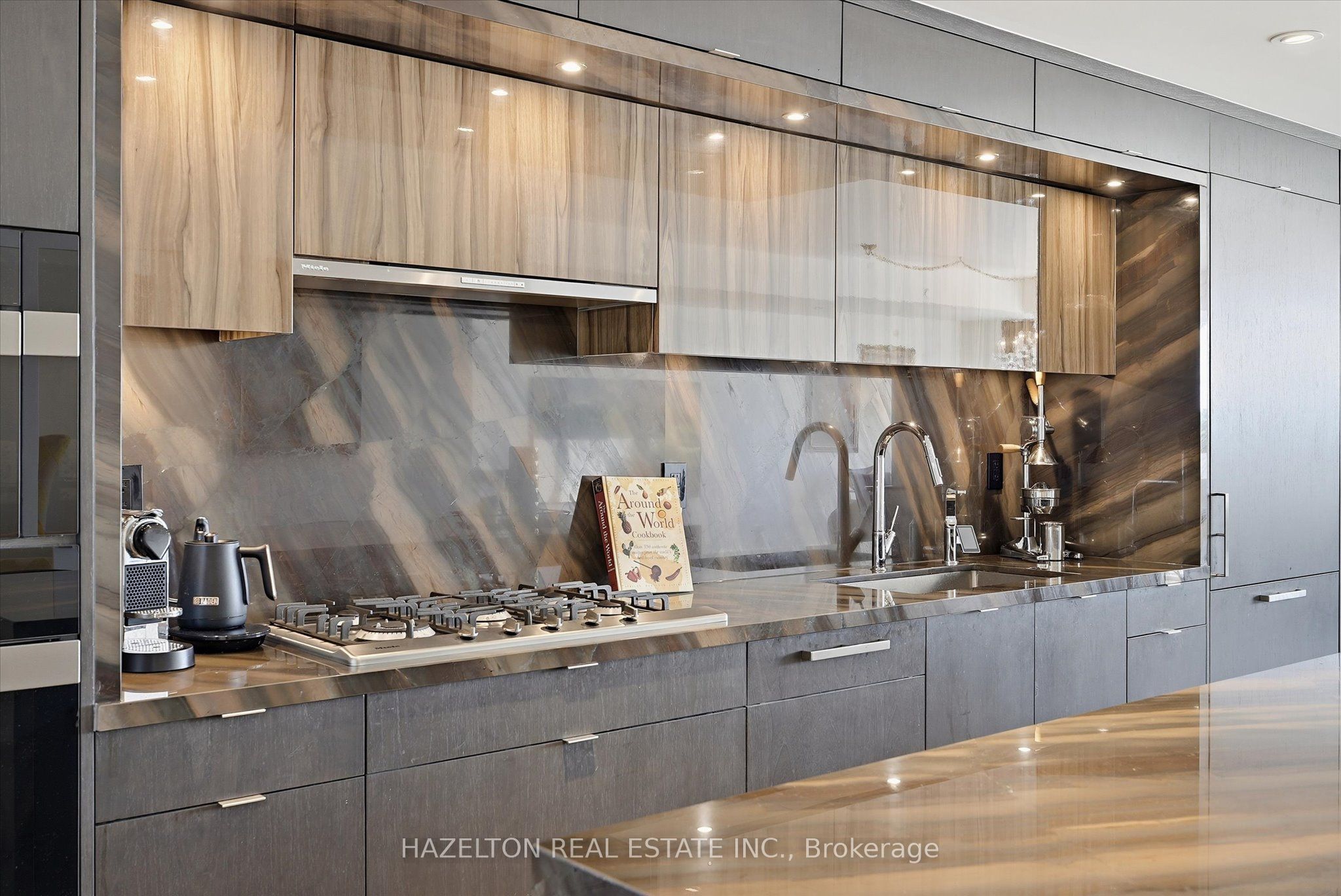 Unit 304 - 155 Merchants Wharf, Toronto 4