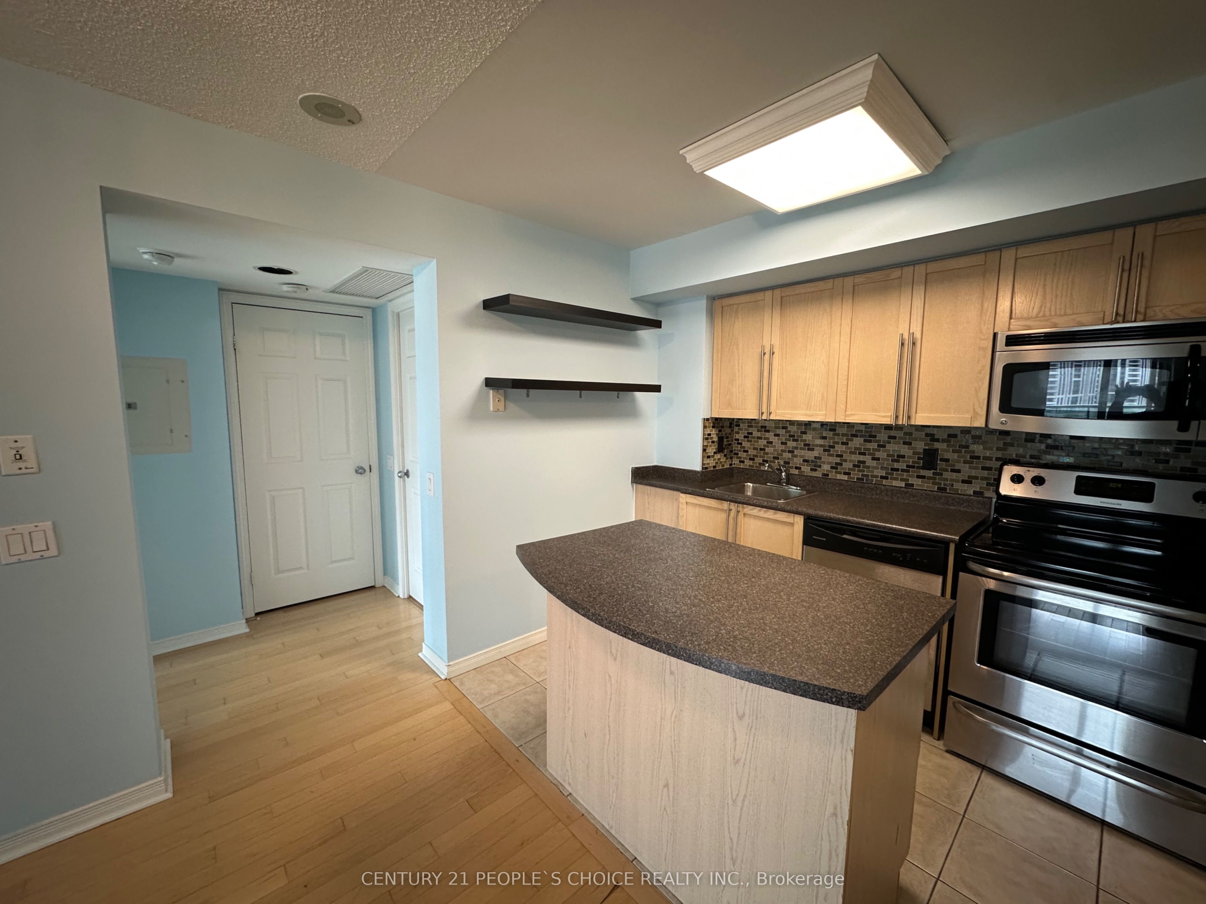 Unit 1012 - 30 Harrison Garden Boulevard, North York 2