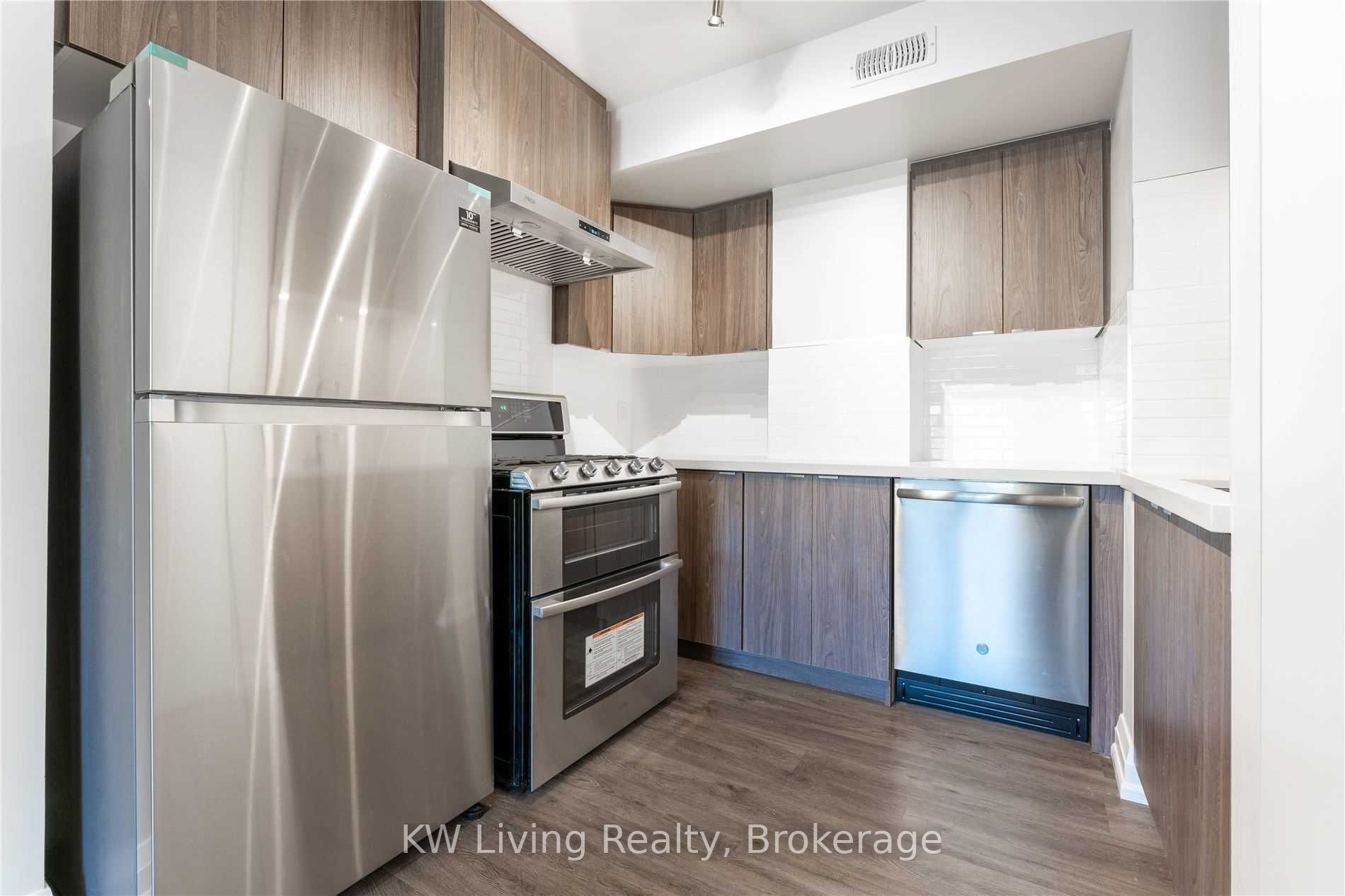 Unit 4 - 64 Overton Crescent, North York 2