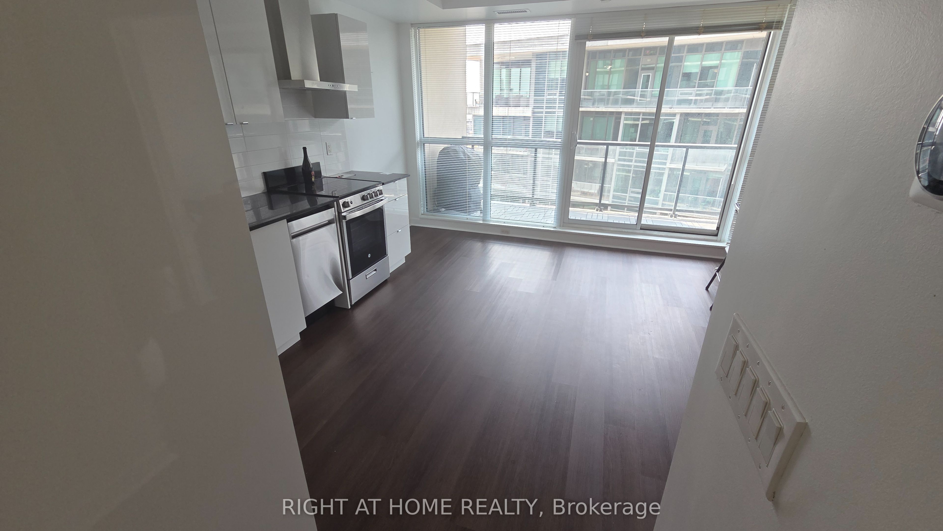 Unit 1916 - 51 East Liberty Street, Toronto 3