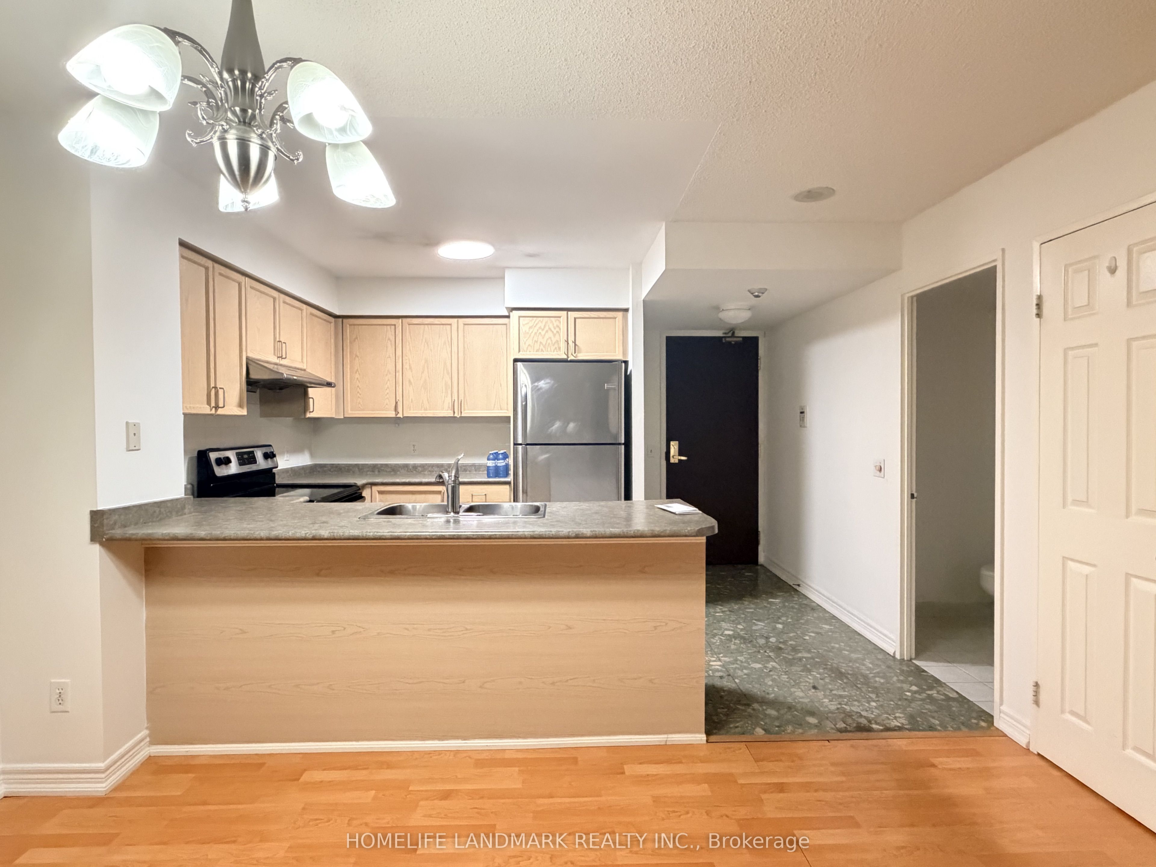 Unit 2112 - 18 Parkview Avenue, North York 3