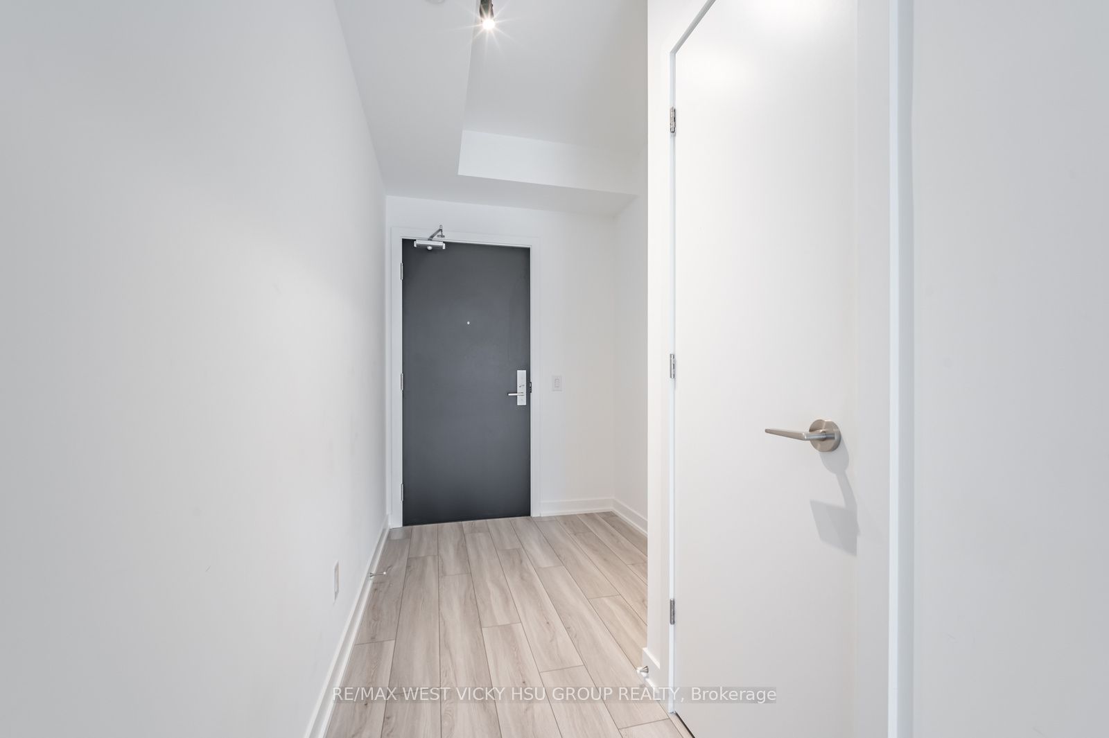 Unit 806 - 458 Richmond Street W, Toronto 3