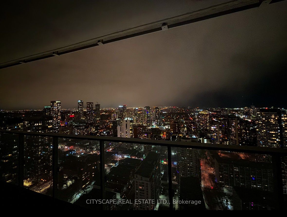 Unit 4206 - 501 Yonge Street, Toronto 3