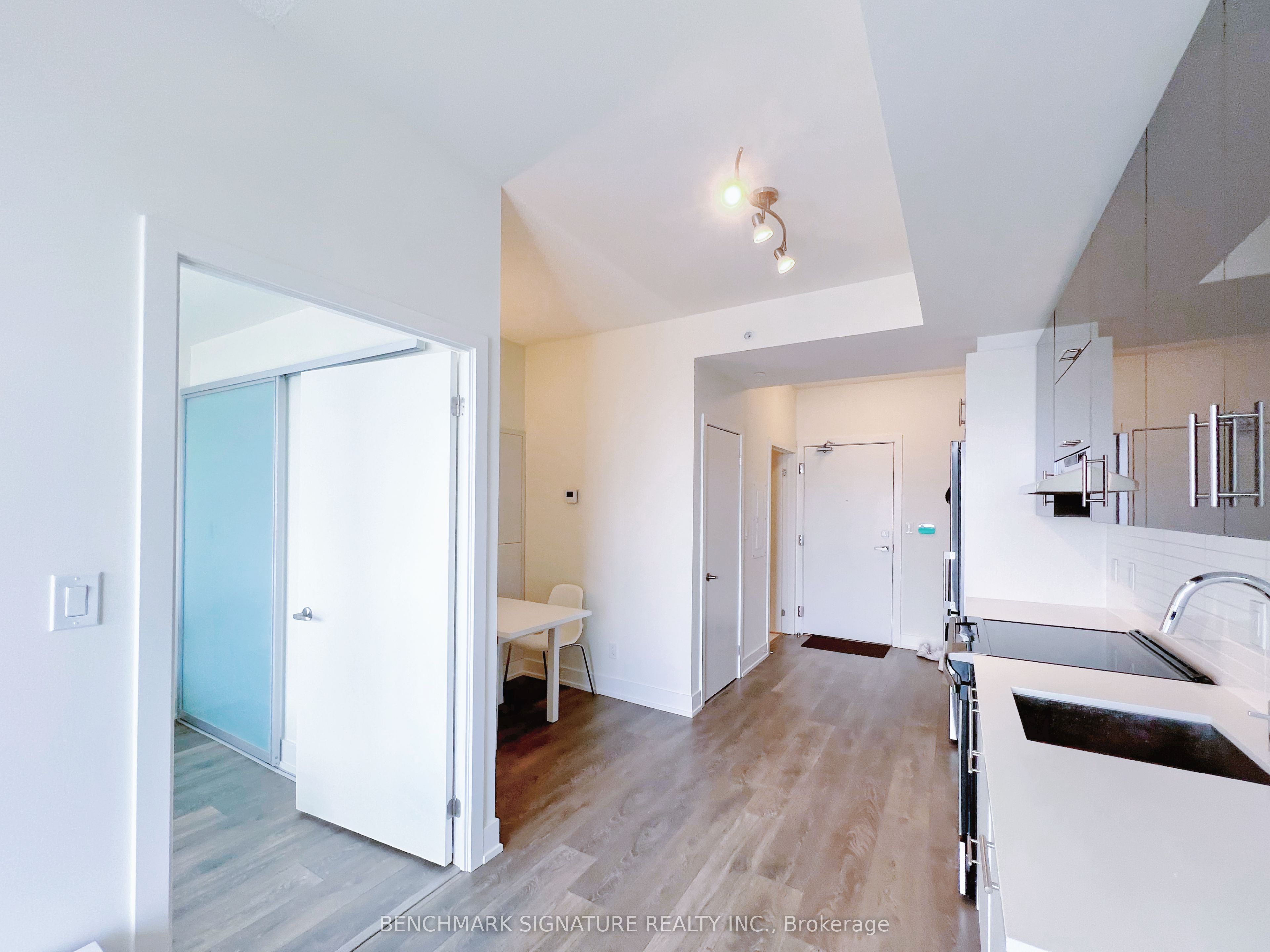 Unit 1805 - 180 Fairview Mall Drive, North York 3