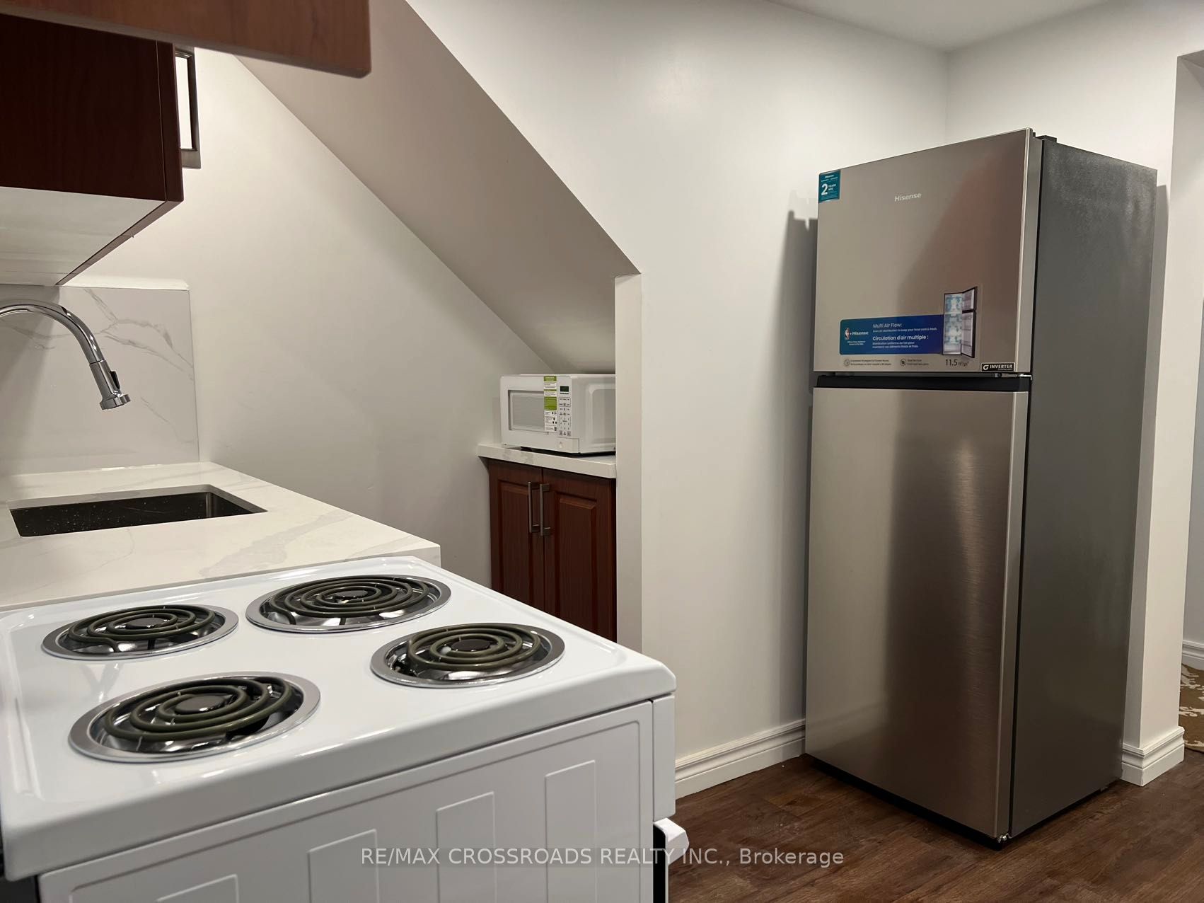 Unit Bsmt - 278 Shuter Street, Toronto 5