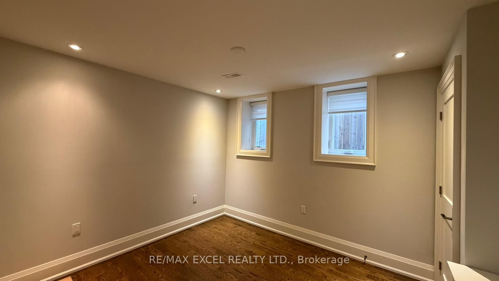 Unit Basement - 106 Kingsdale Avenue, North York 5