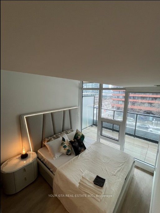 Unit 526 - 3 Concord Cityplace Way, Toronto 4