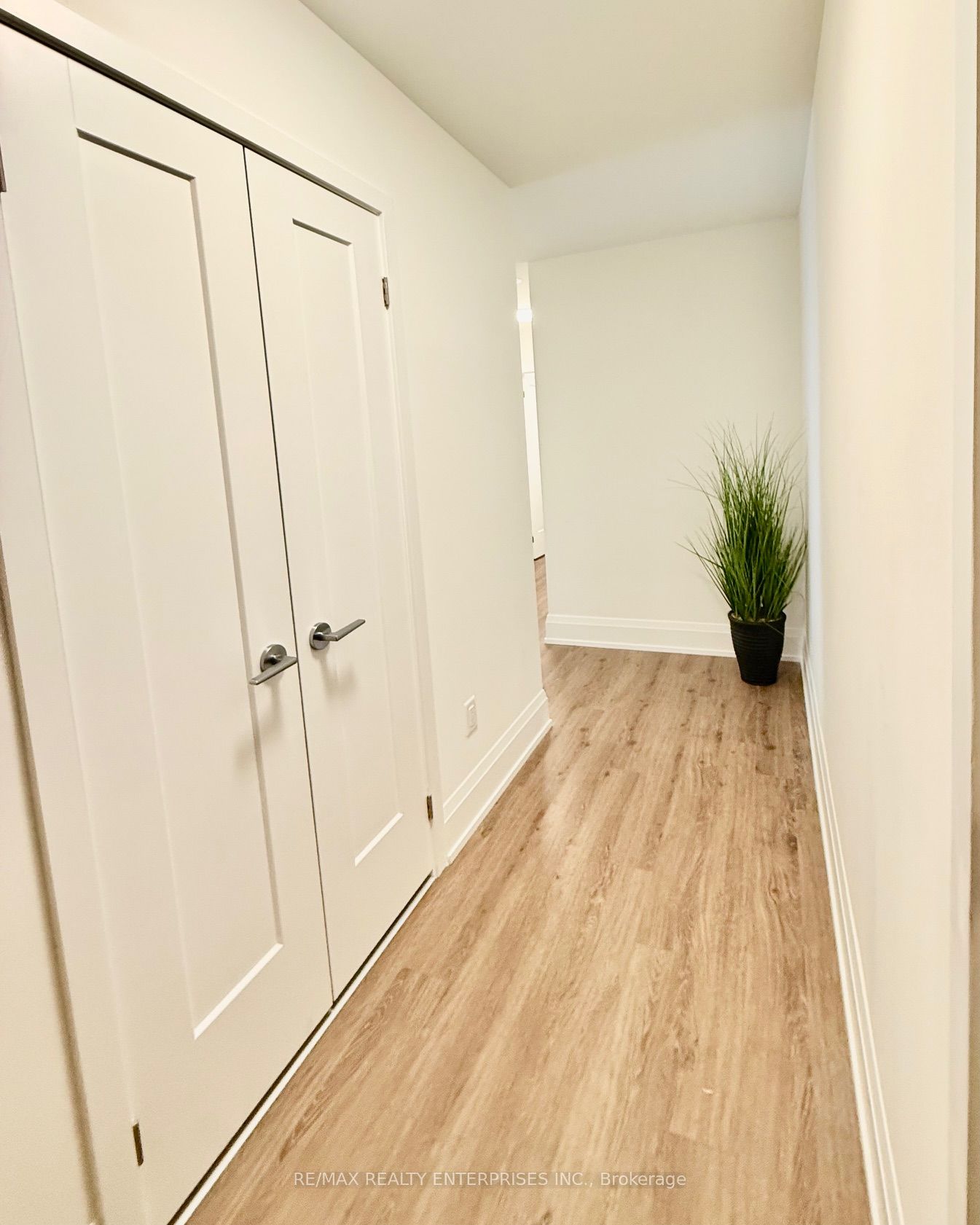 Unit 305 - 89 Church Street, Toronto 4