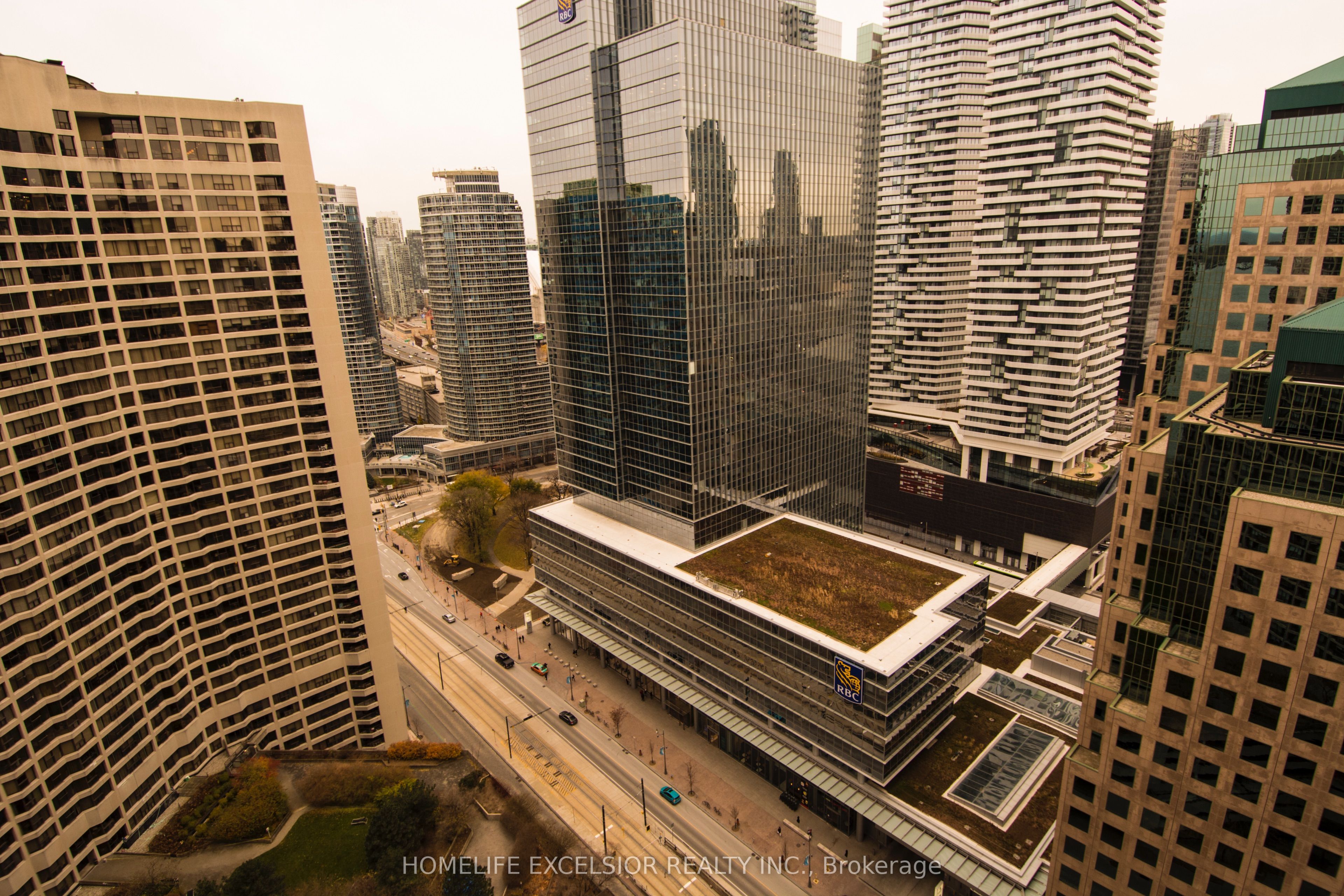 Unit 3227 - 33 Harbour Square, Toronto 3
