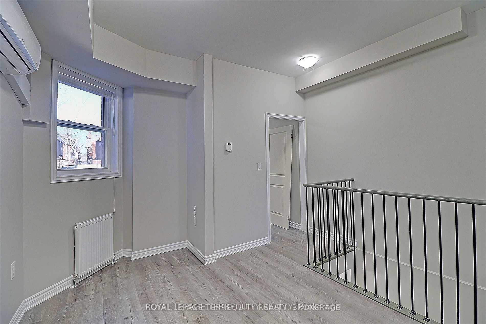 Unit A - 637 Lansdowne Avenue, Toronto 5