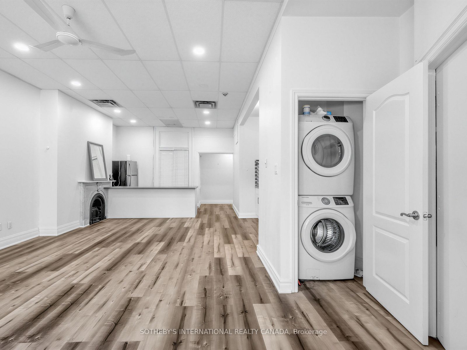 Unit Main - 212 Carlton Street, Toronto 3