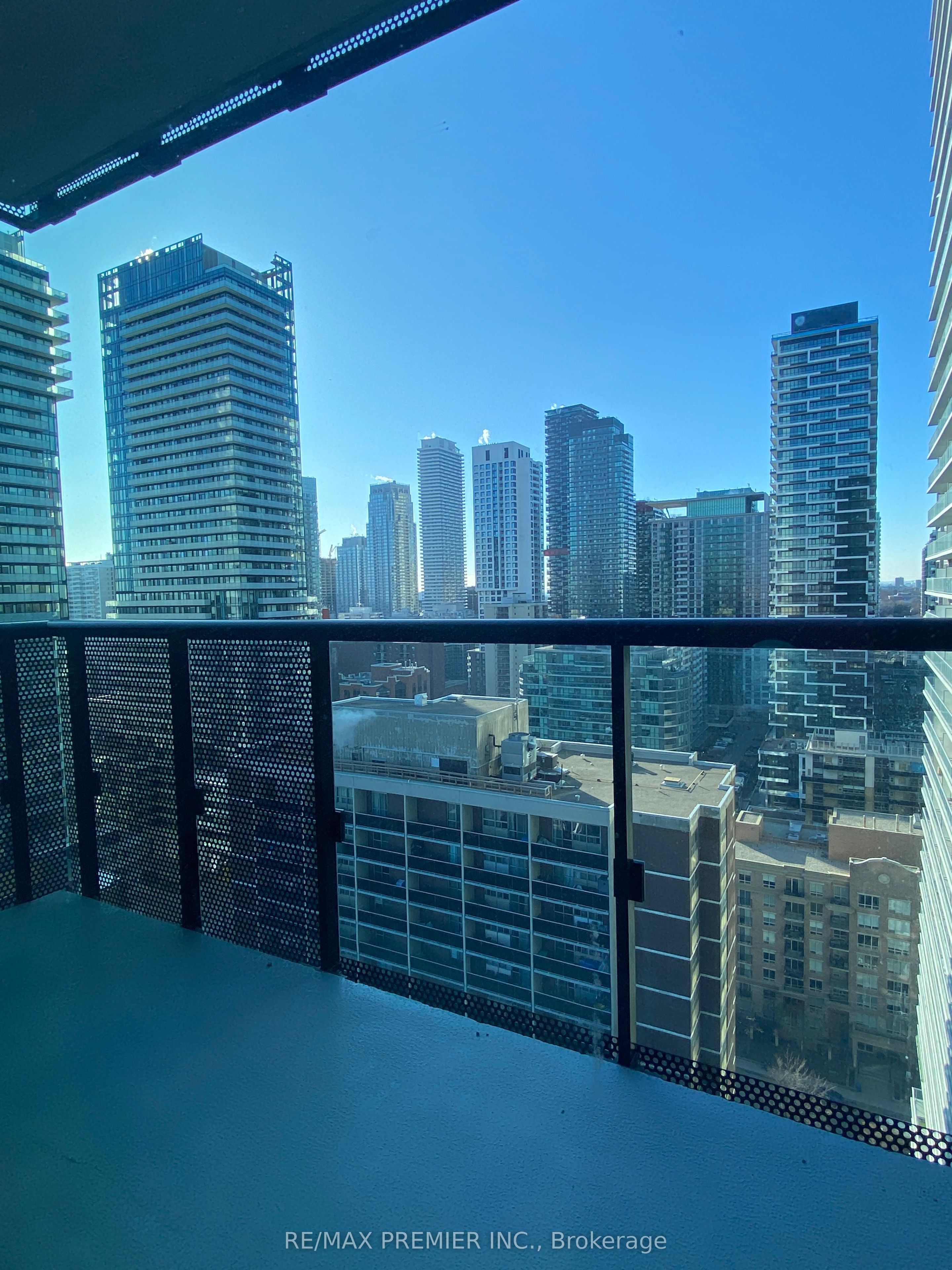 Unit 2103 - 127 Broadway Avenue, Toronto 4