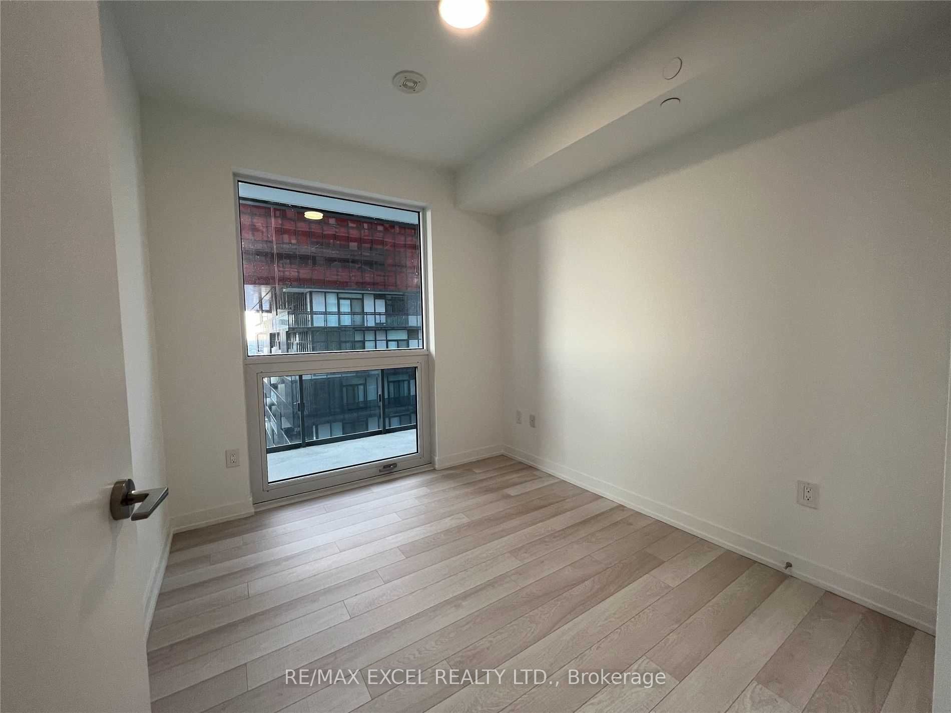 Unit 3205 - 39 Roehampton Avenue, Toronto 5