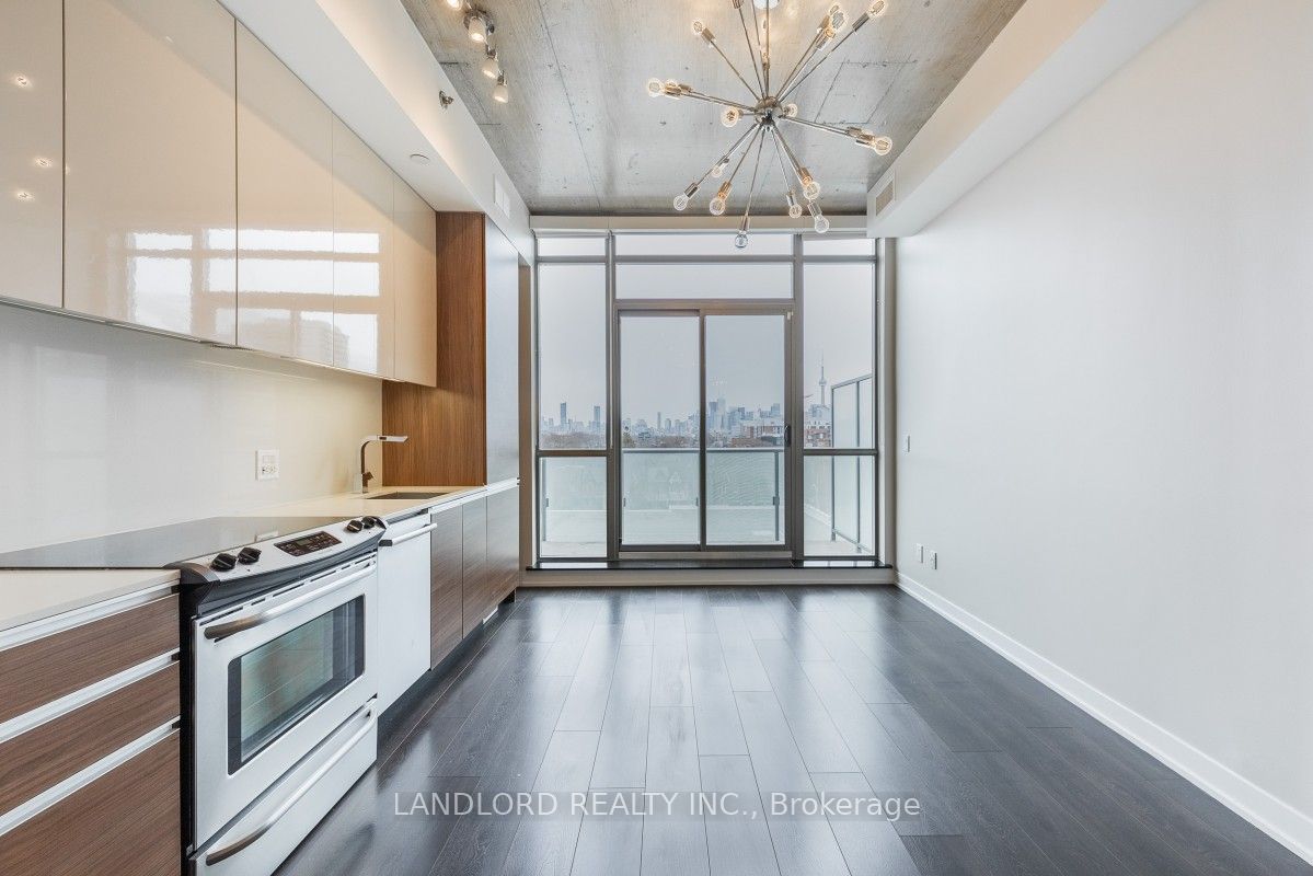 Unit 607 - 8 Gladstone Avenue, Toronto 4