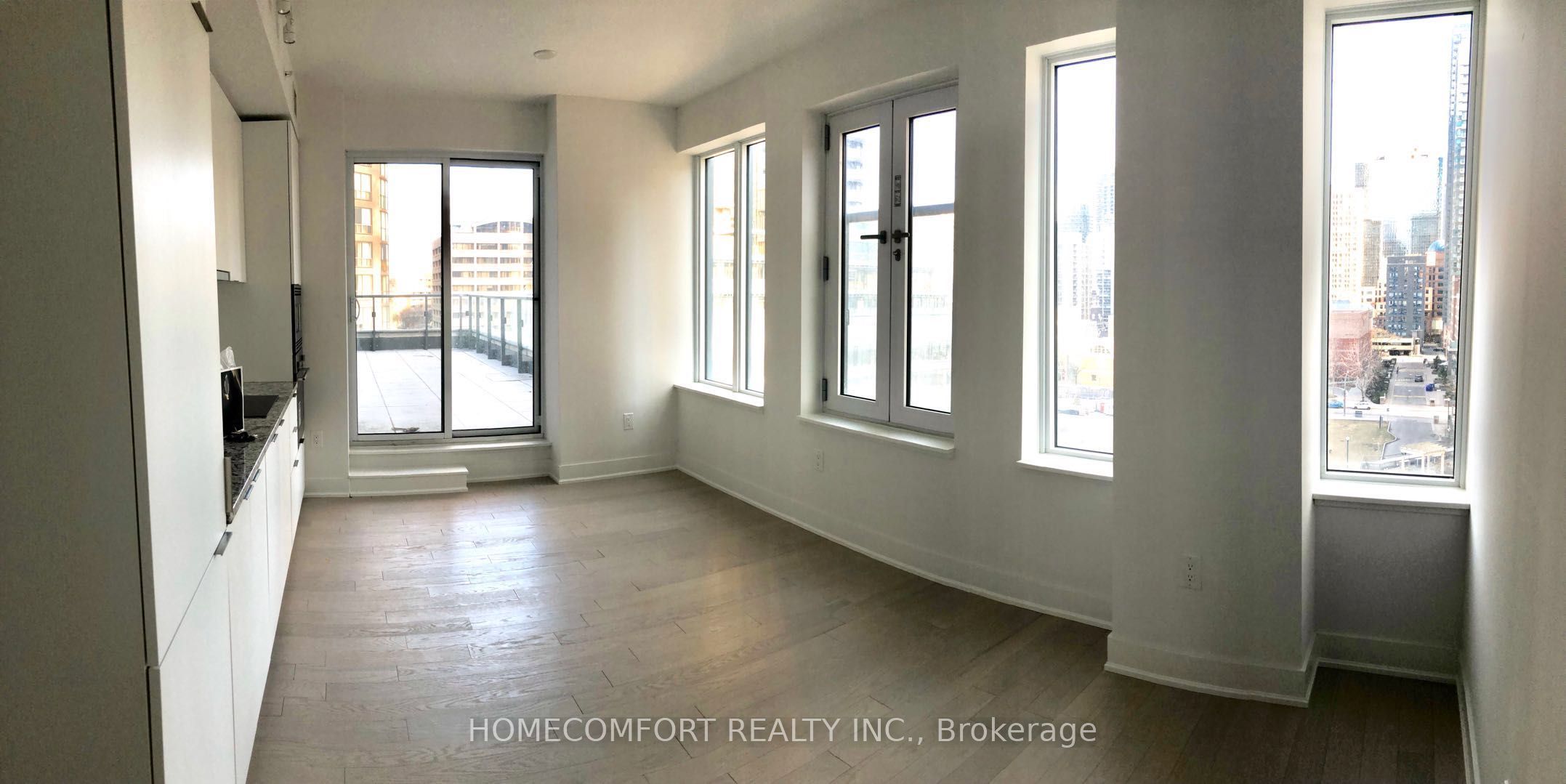 Unit 707 - 955 Bay Street, Toronto 4