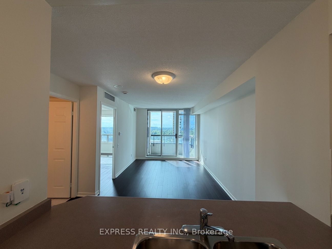 Unit 1718 - 8 Hillcrest Avenue, North York 4