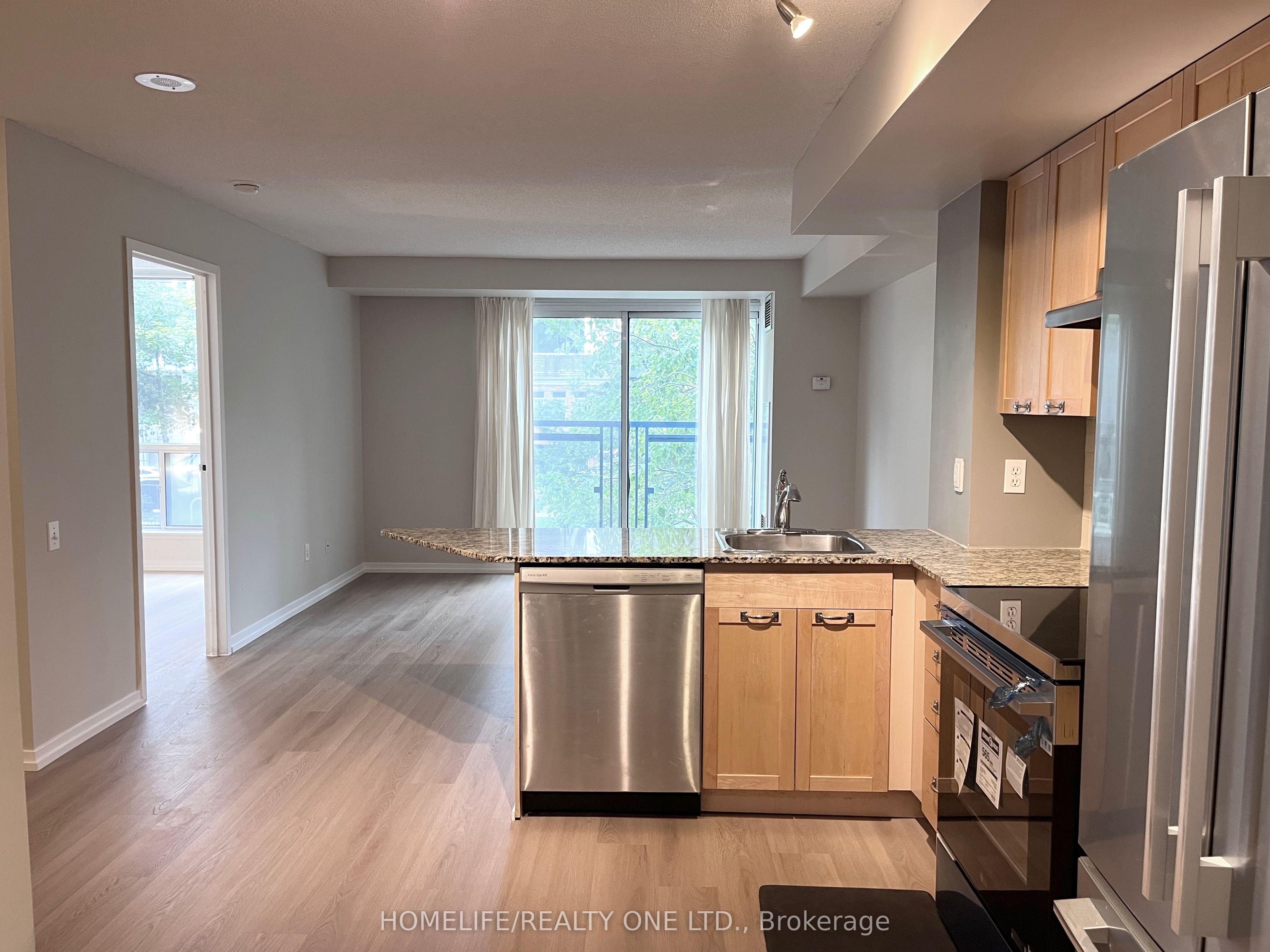 Unit 206 - 75 Dalhousie Street, Toronto 3