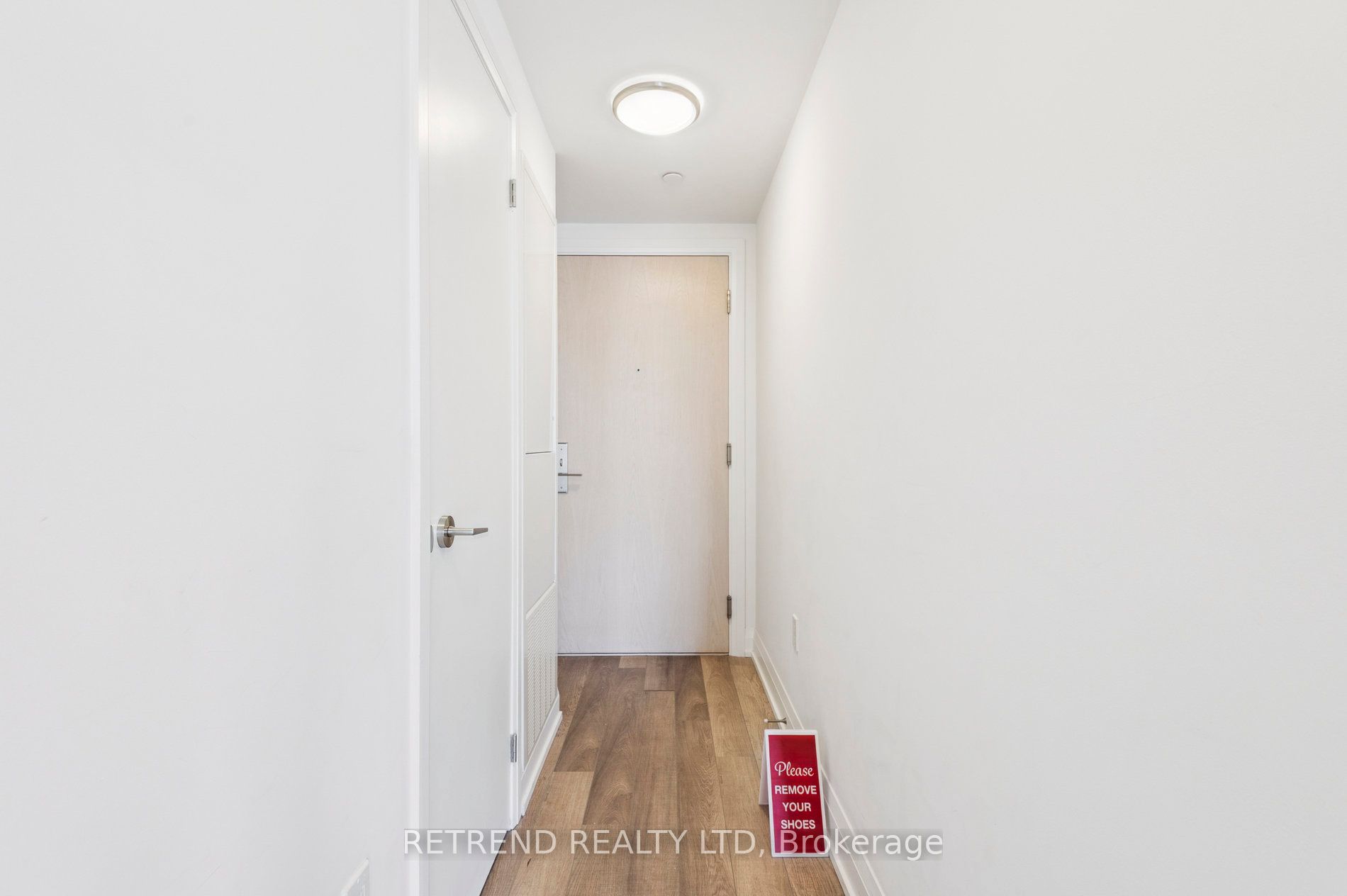 Unit 908 - 77 Mutual Street, Toronto 5