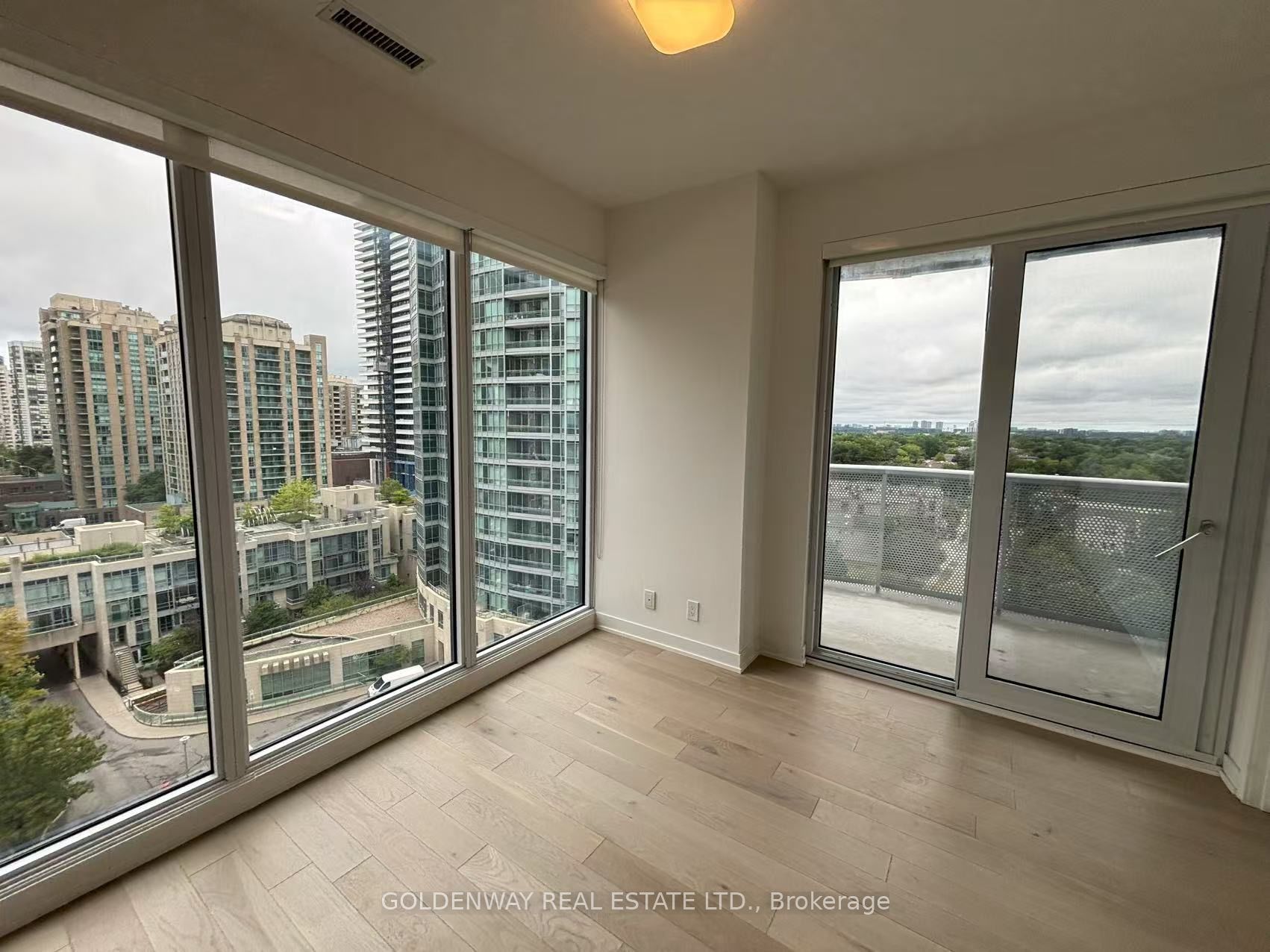 Unit 1008 - 15 Holmes Avenue, North York 3