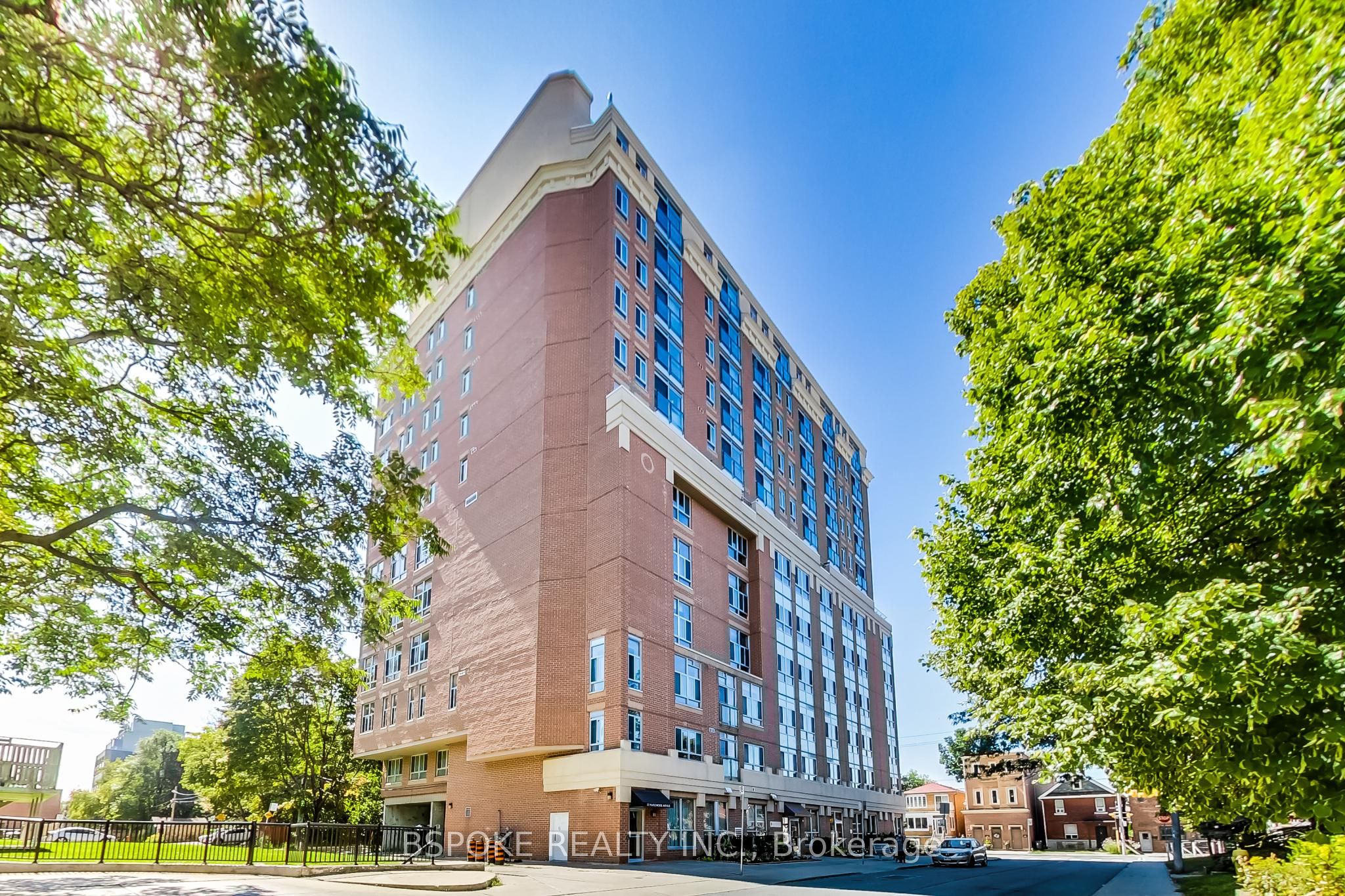 Unit 1101 - 15 Maplewood Avenue, Toronto 2