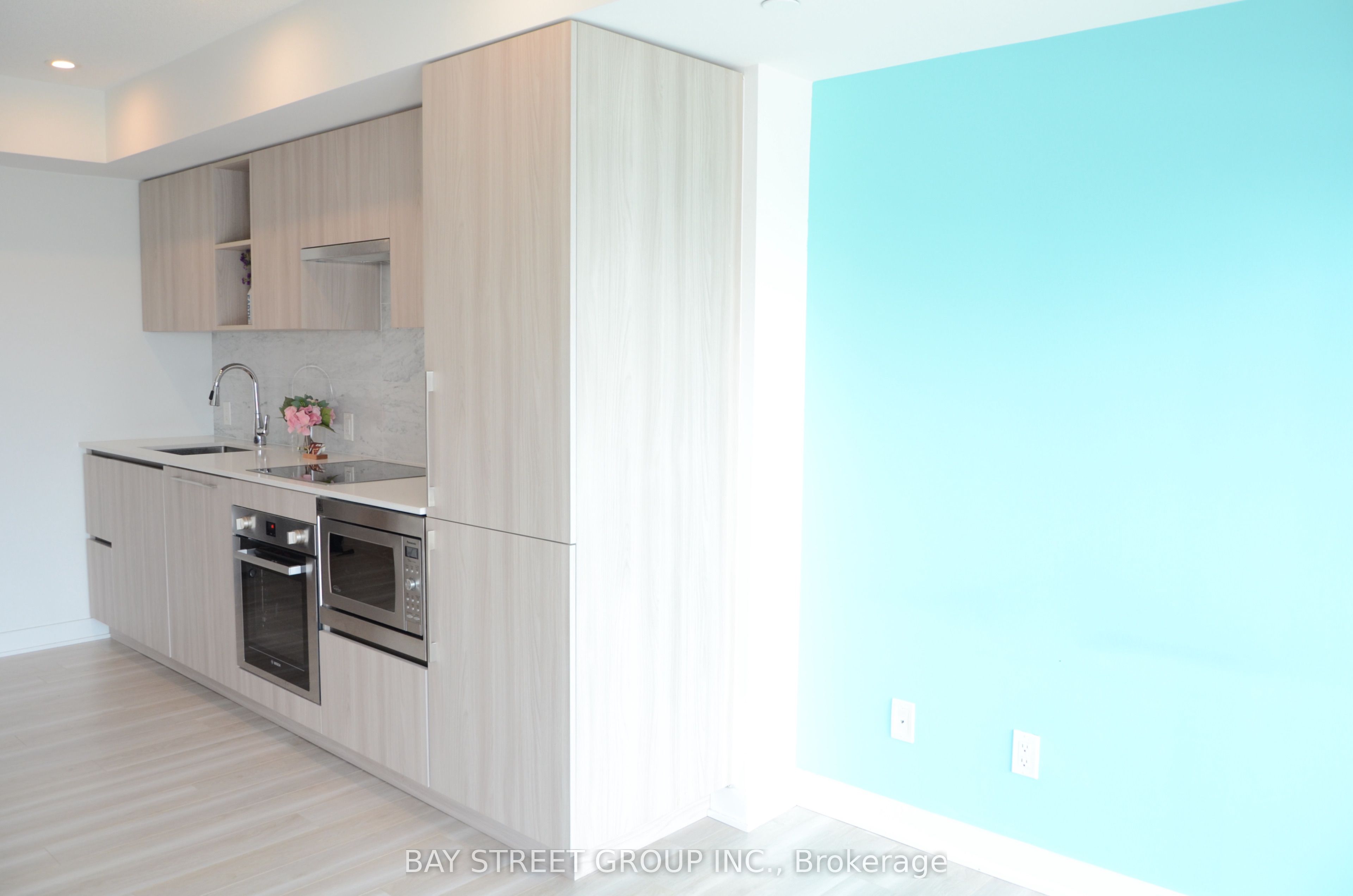 Unit 1716 - 17 Bathurst Street, Toronto 3