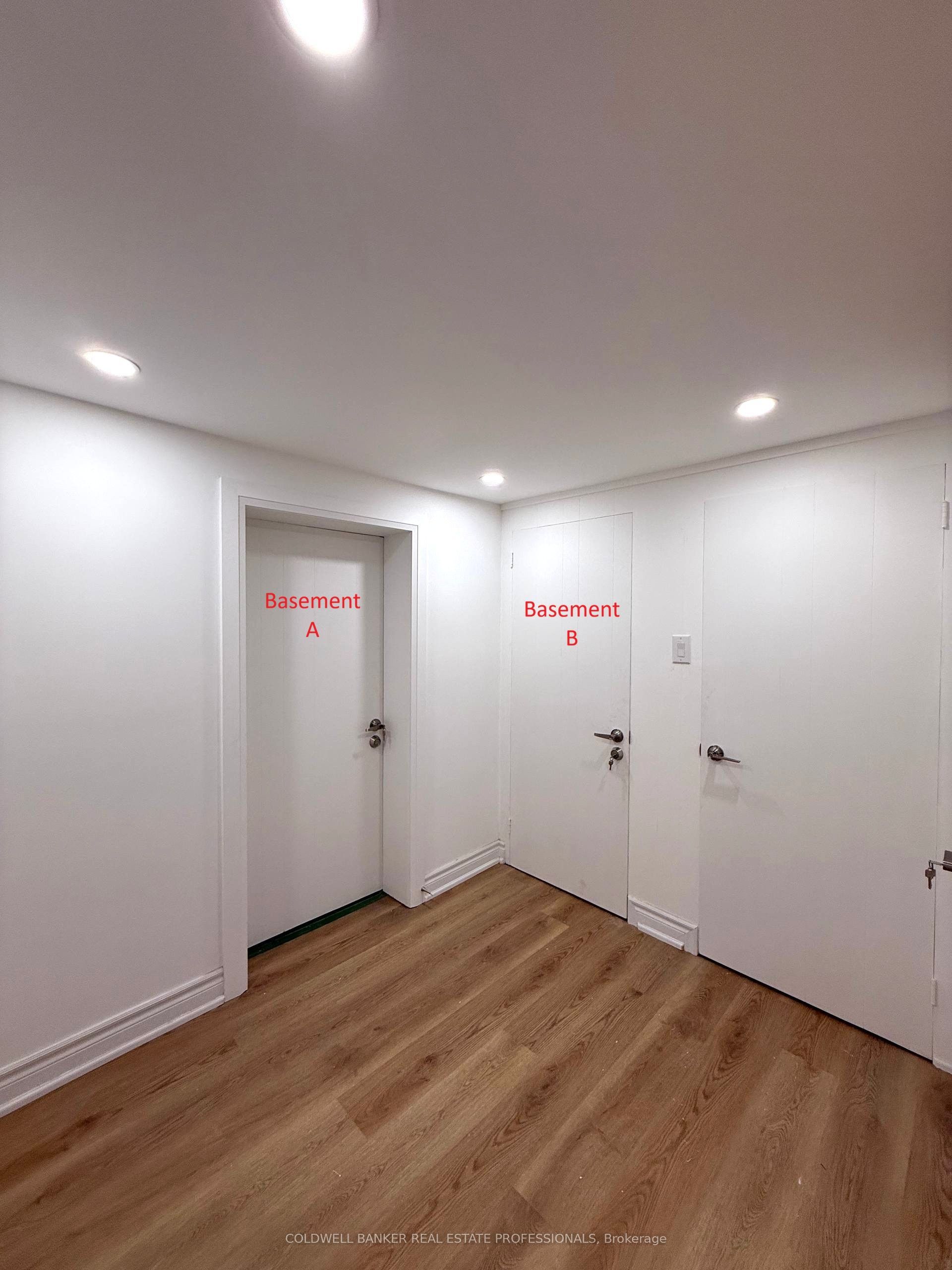 (Address not available), North York 4