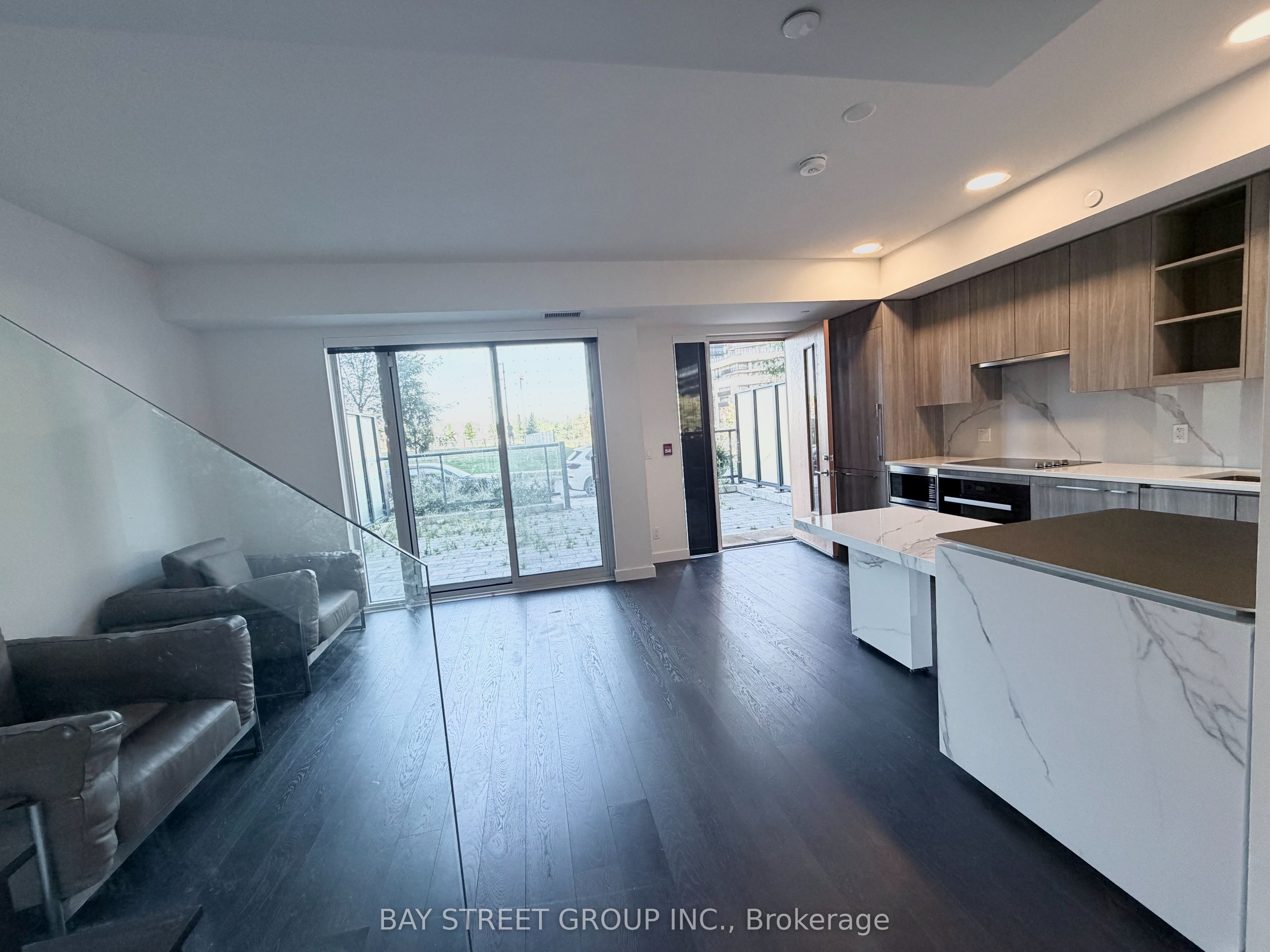 Unit 103 - 33 MCMAHON Drive, North York 5