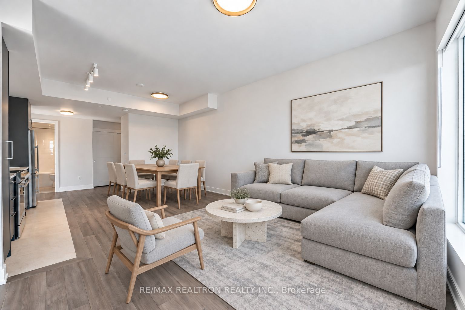 Unit 904 - 2525 Bathurst Street, Toronto 2