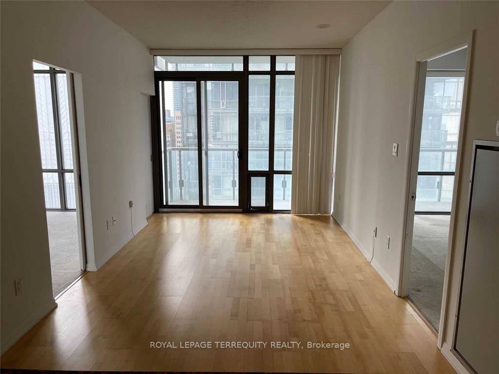 Unit 2101 - 38 Grenville Street, Toronto 5