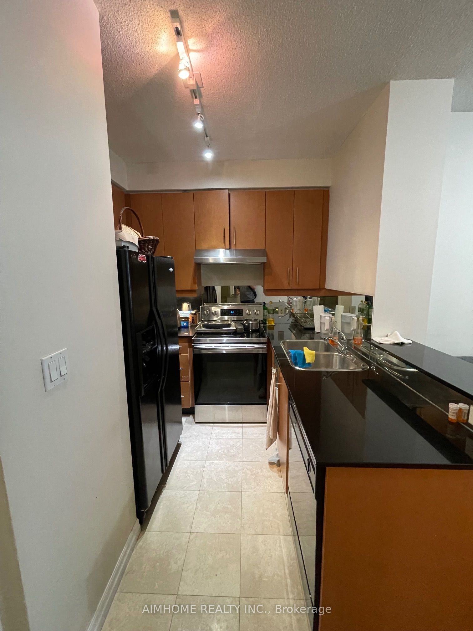 Unit 2008 - 300 Bloor Street E, Toronto 2