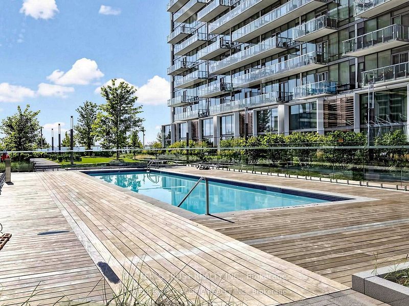 Unit 731 - 39 Queens Quay E, Toronto 3