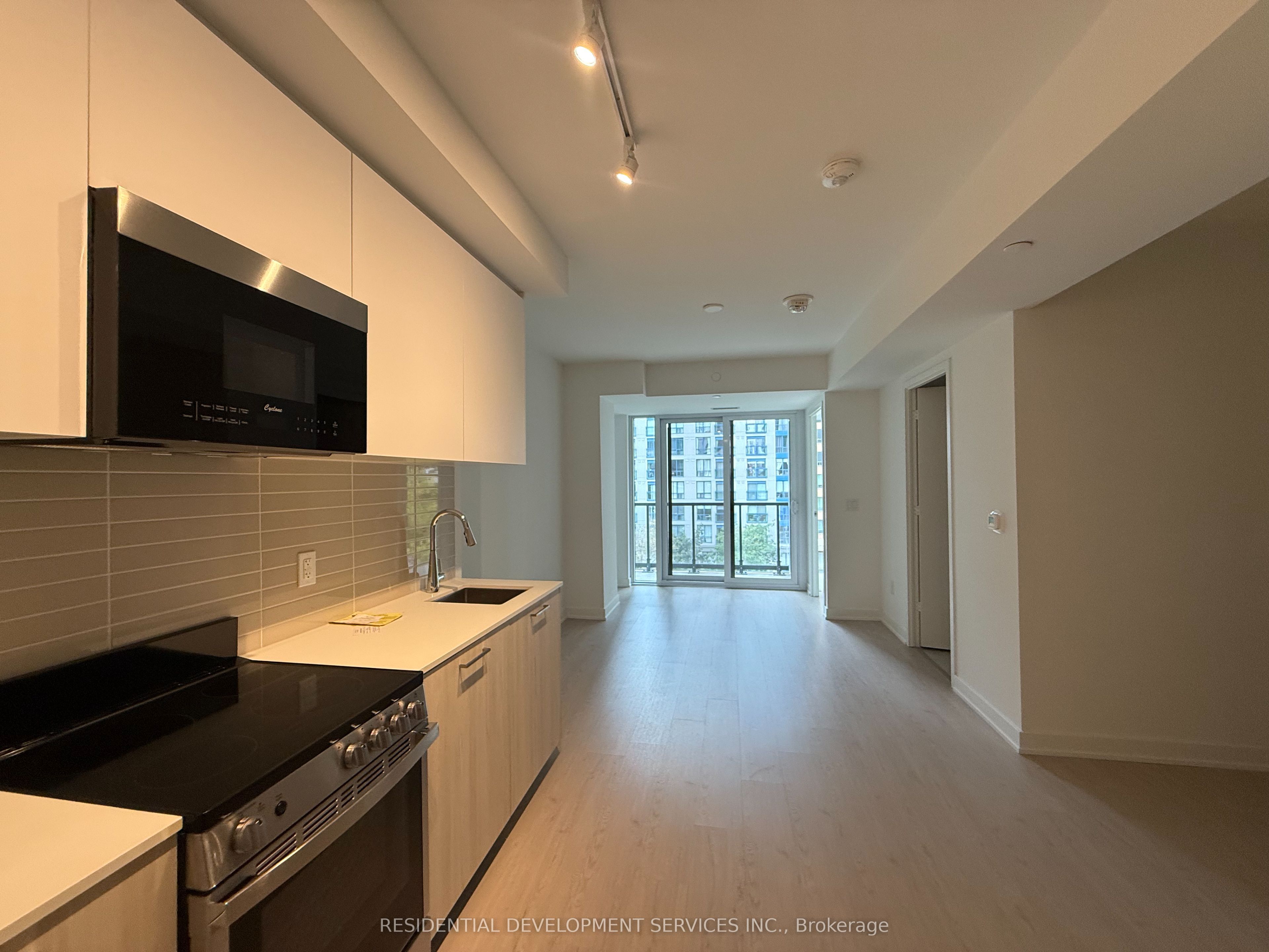 Unit 410 - 65 Mutual Street, Toronto 3