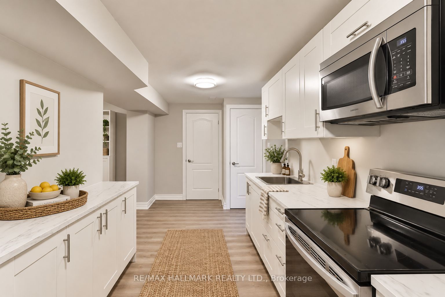 Unit Lower - 18 Aldenham Crescent, North York 5