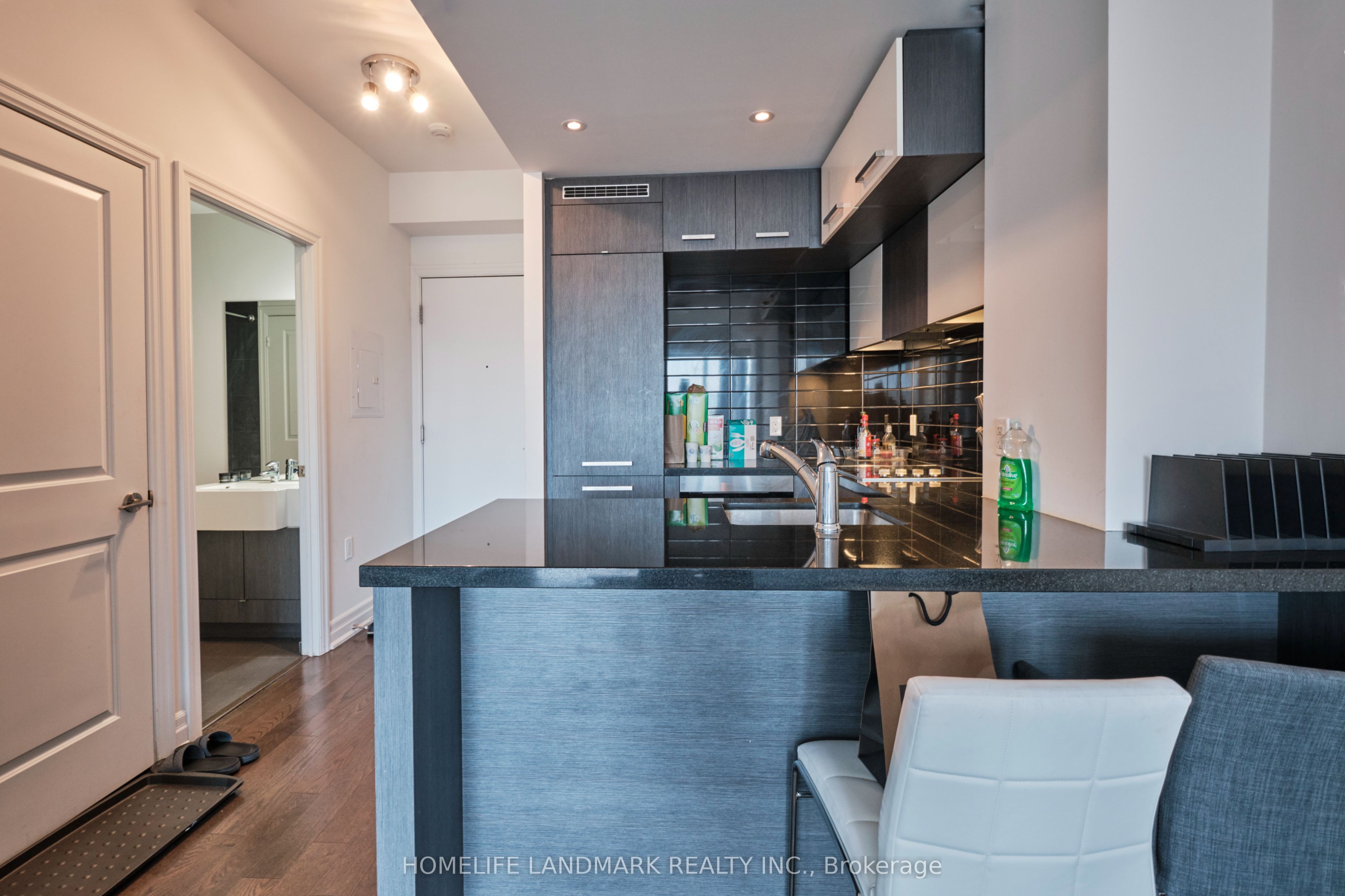 Unit 2910 - 8 The Esplanade, Toronto 5