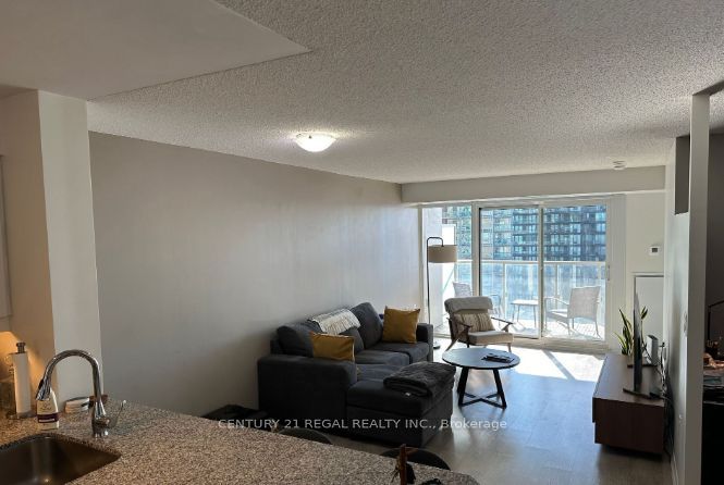 Unit 2009 - 125 Western Battery Road, Toronto 4