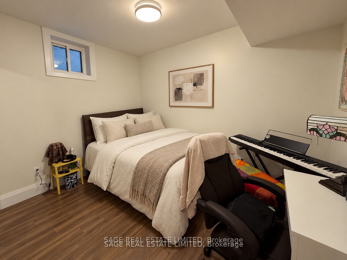 Unit Lower - 228 Montrose Avenue, Toronto 5