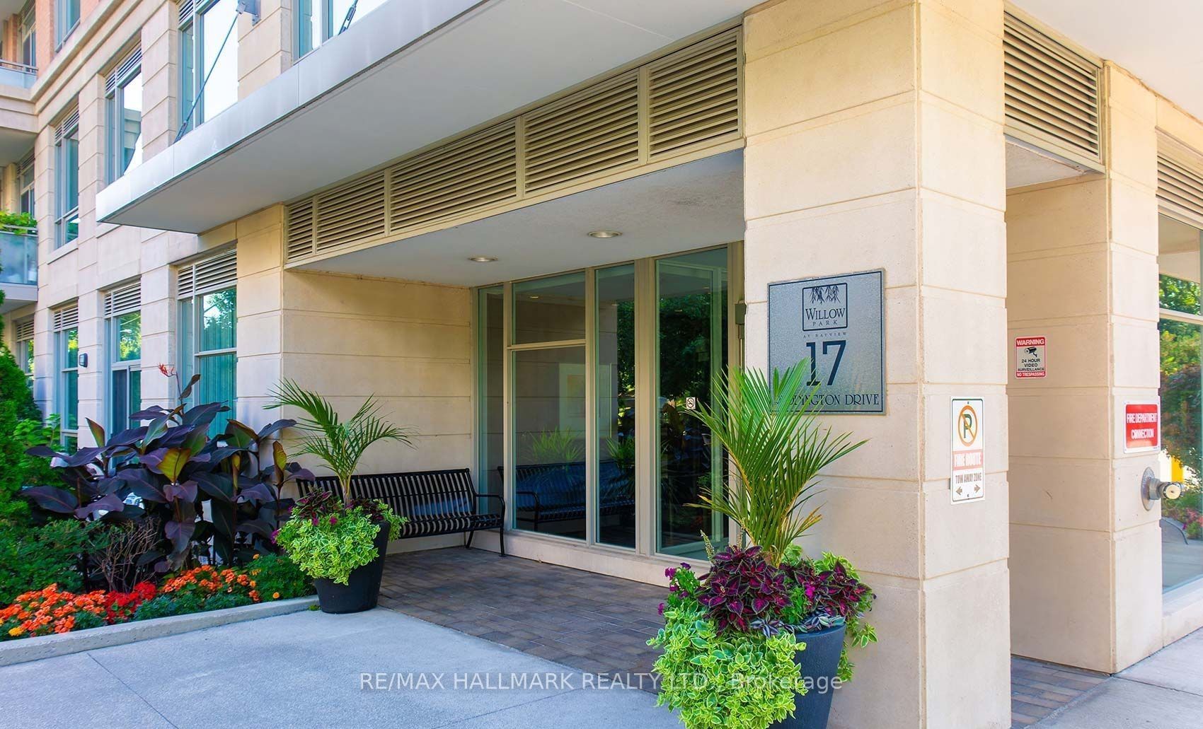 Unit 701 - 17 Ruddington Drive, North York 2