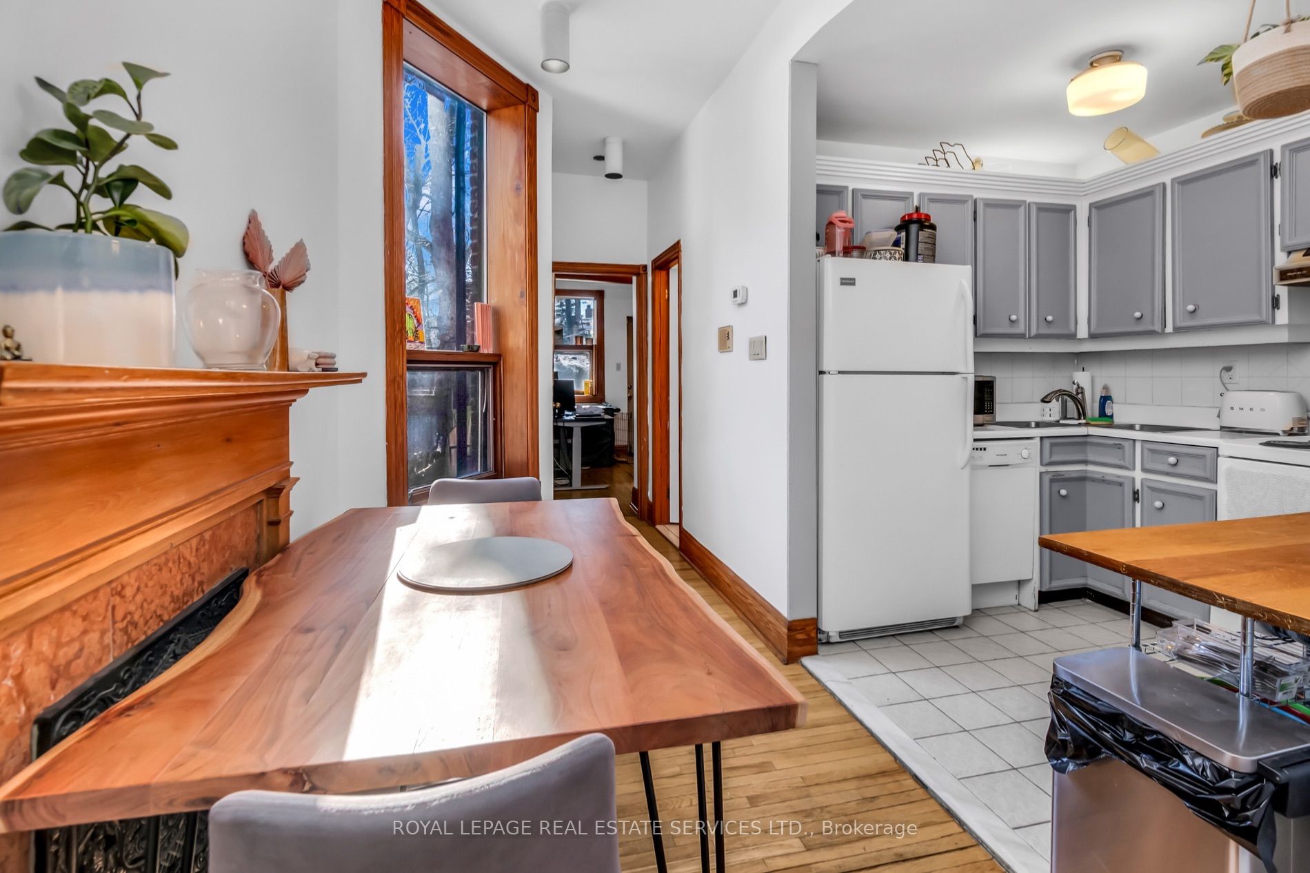 Unit Main - 71 Bernard Avenue, Toronto 4