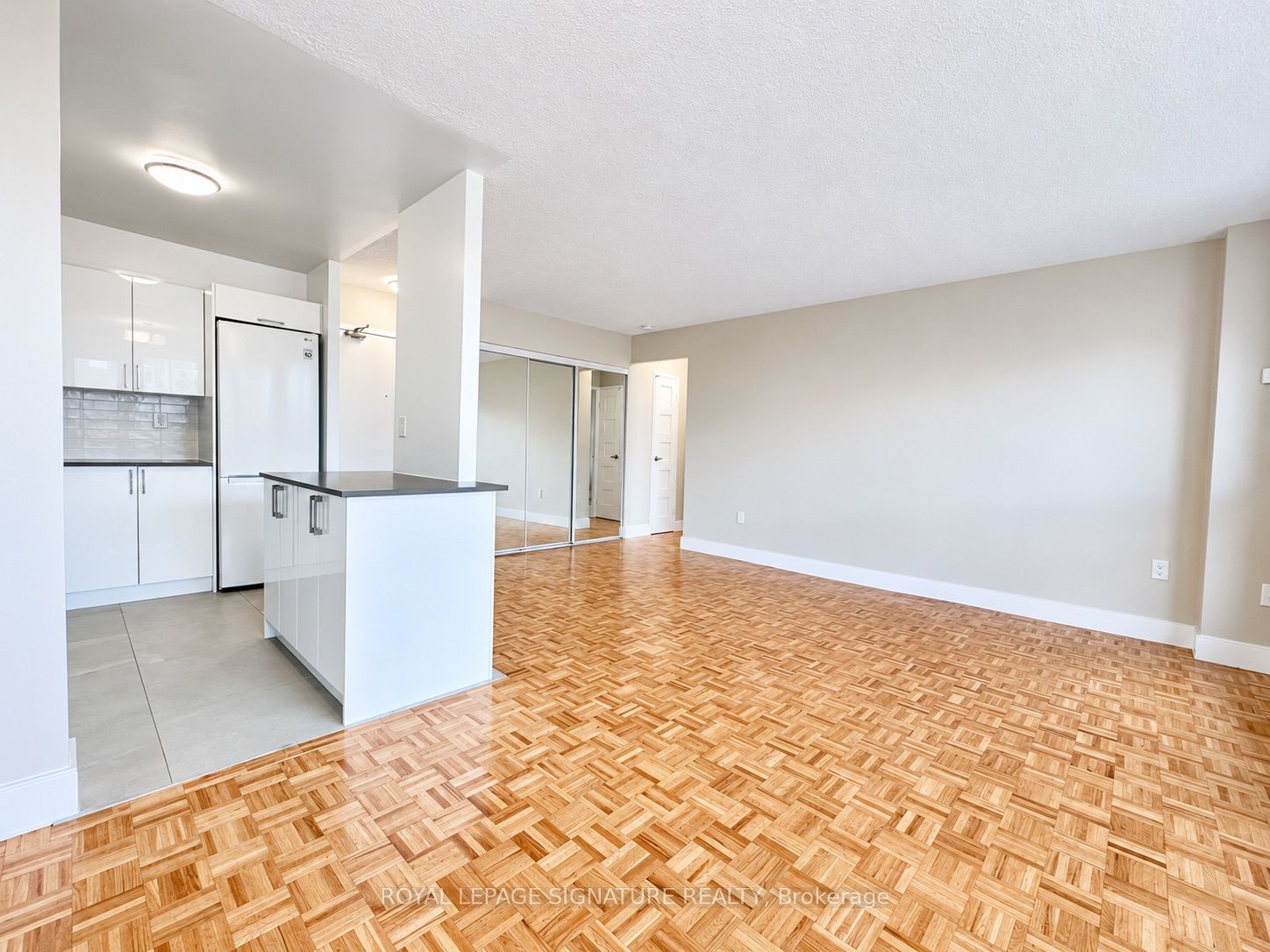 Unit 2008 - 666 Spadina Avenue, Toronto 4