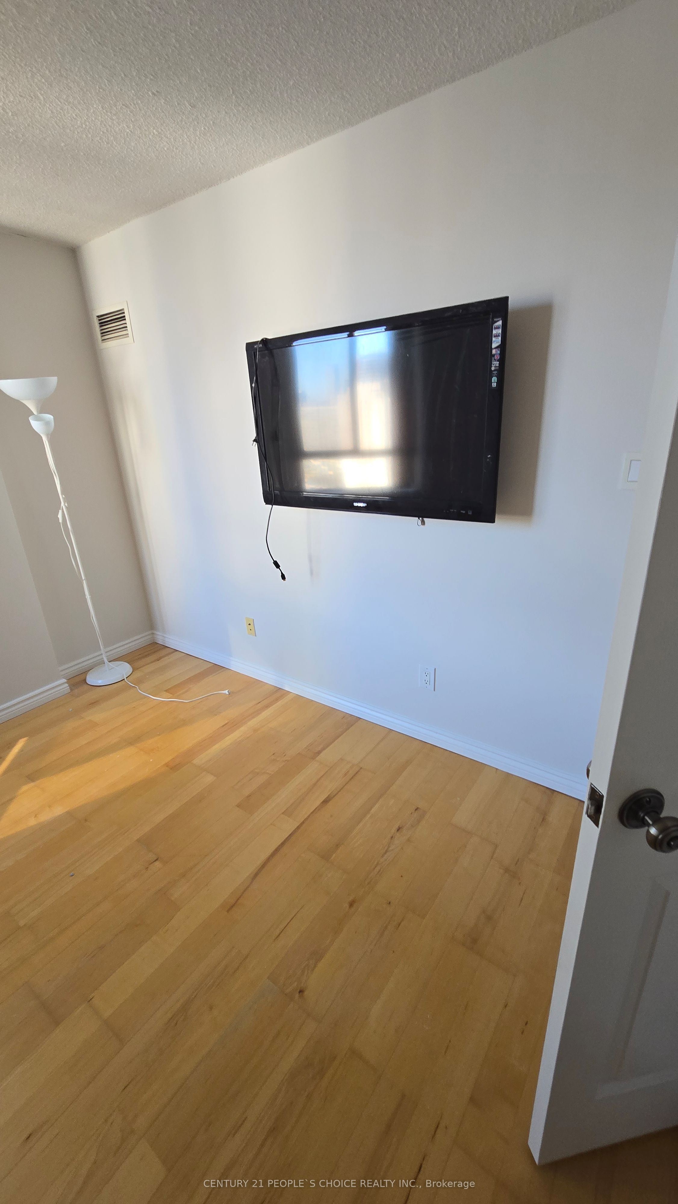 Unit 2604 - 633 Bay Street, Toronto 4