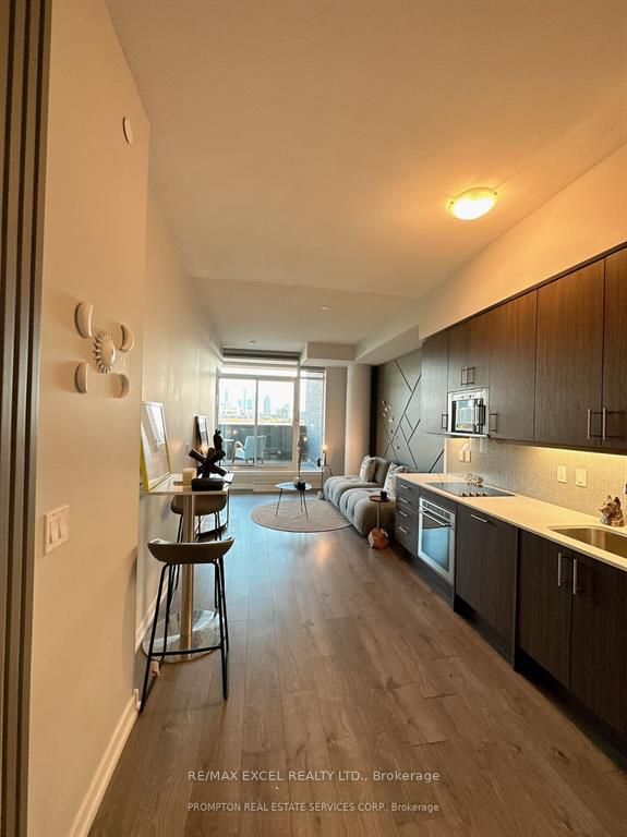 Unit 503 - 297 College Street, Toronto 2
