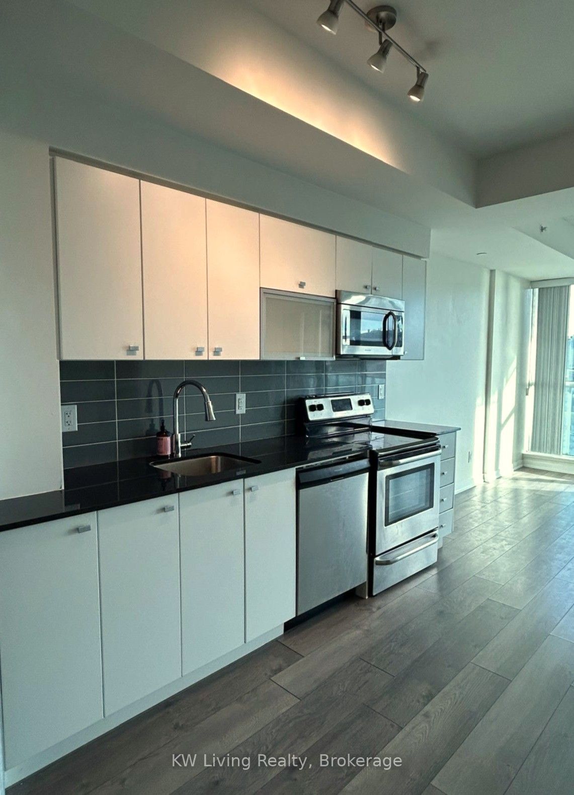 Unit 2004 - 150 East Liberty Street, Toronto 3