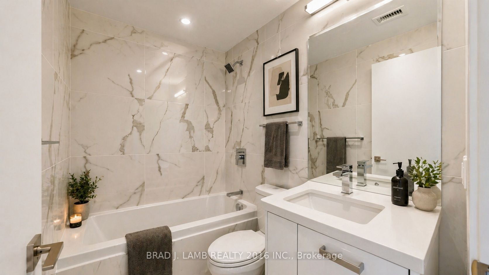 Unit 2307 - 284 King Street E, Toronto 4