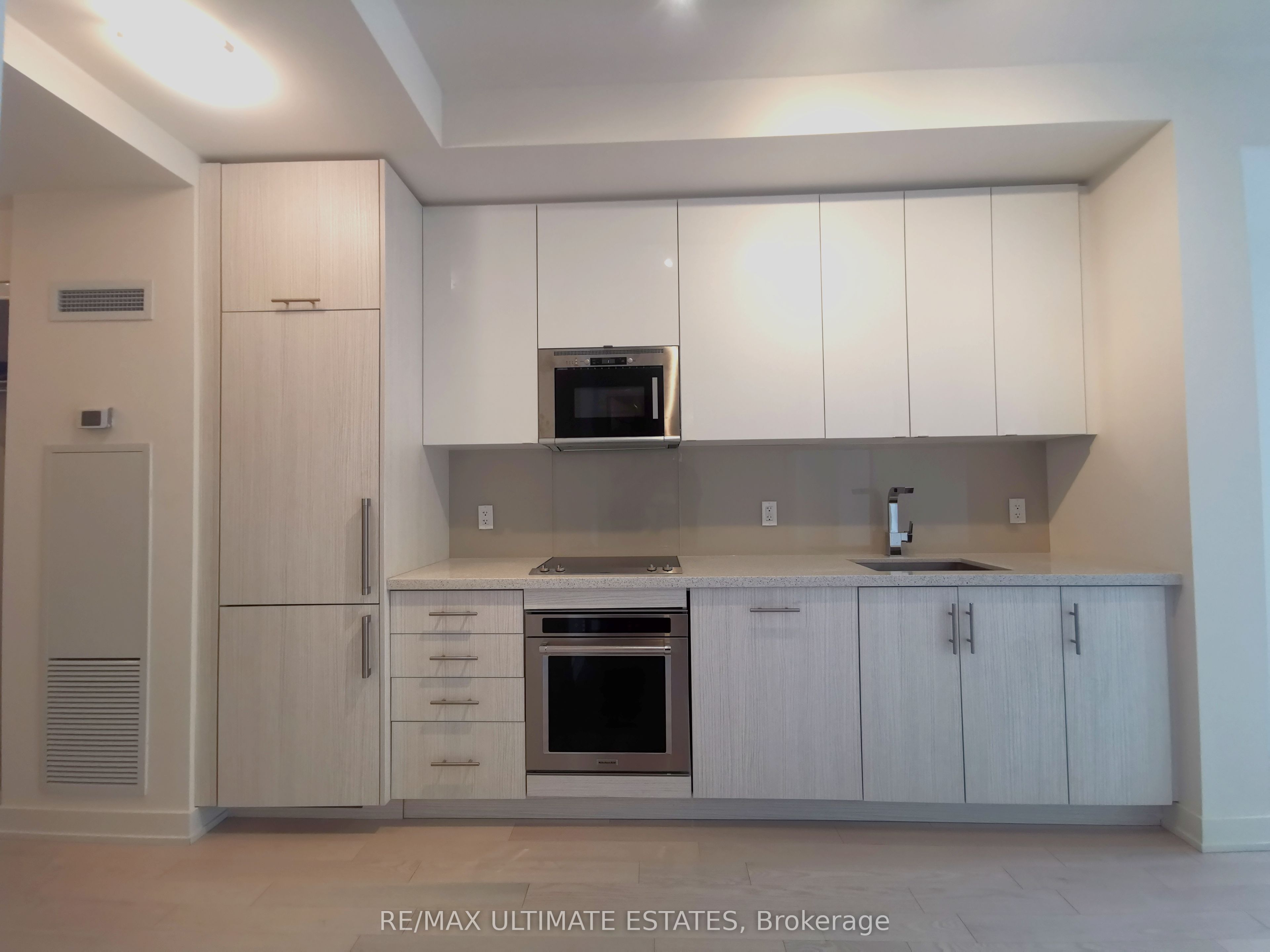Unit 1902 - 330 Richmond Street W, Toronto 4