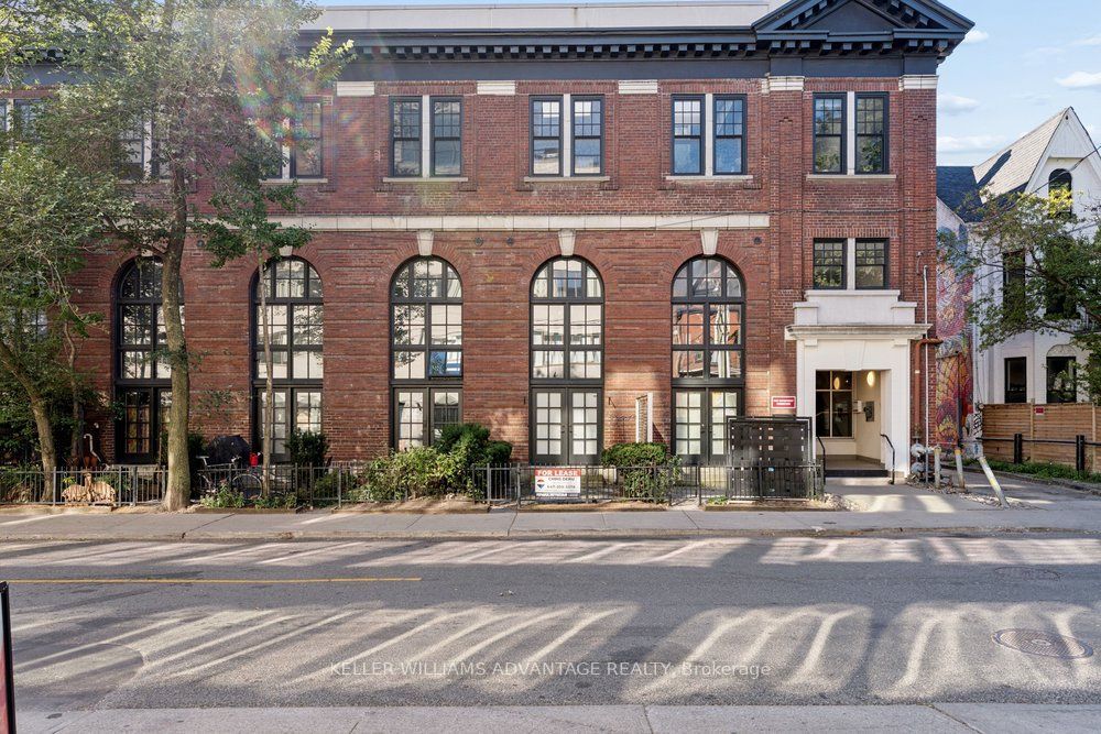Unit 201 - 394 Euclid Avenue, Toronto 2