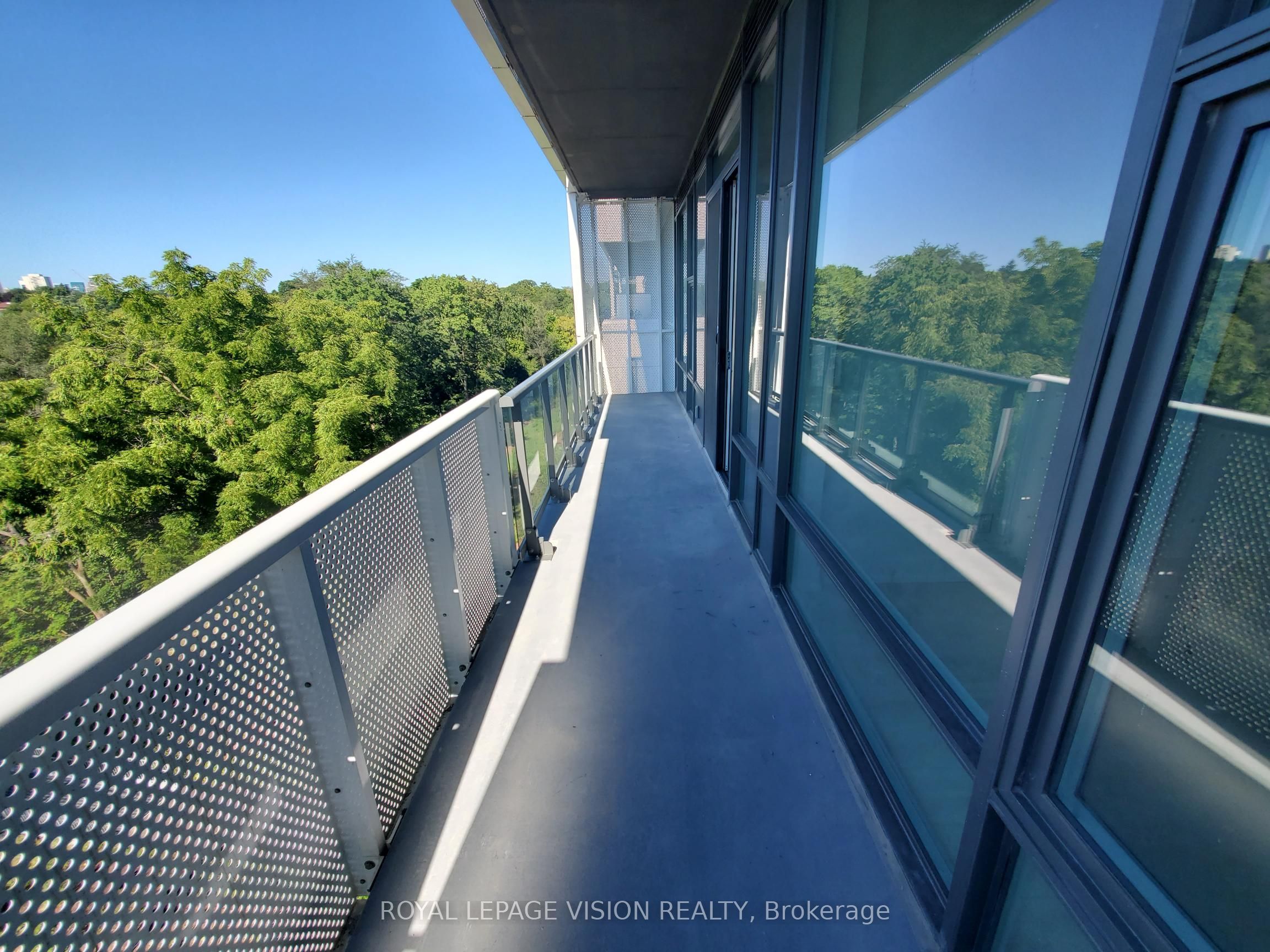 Unit 525 - 25 Adra Grado Way, North York 4