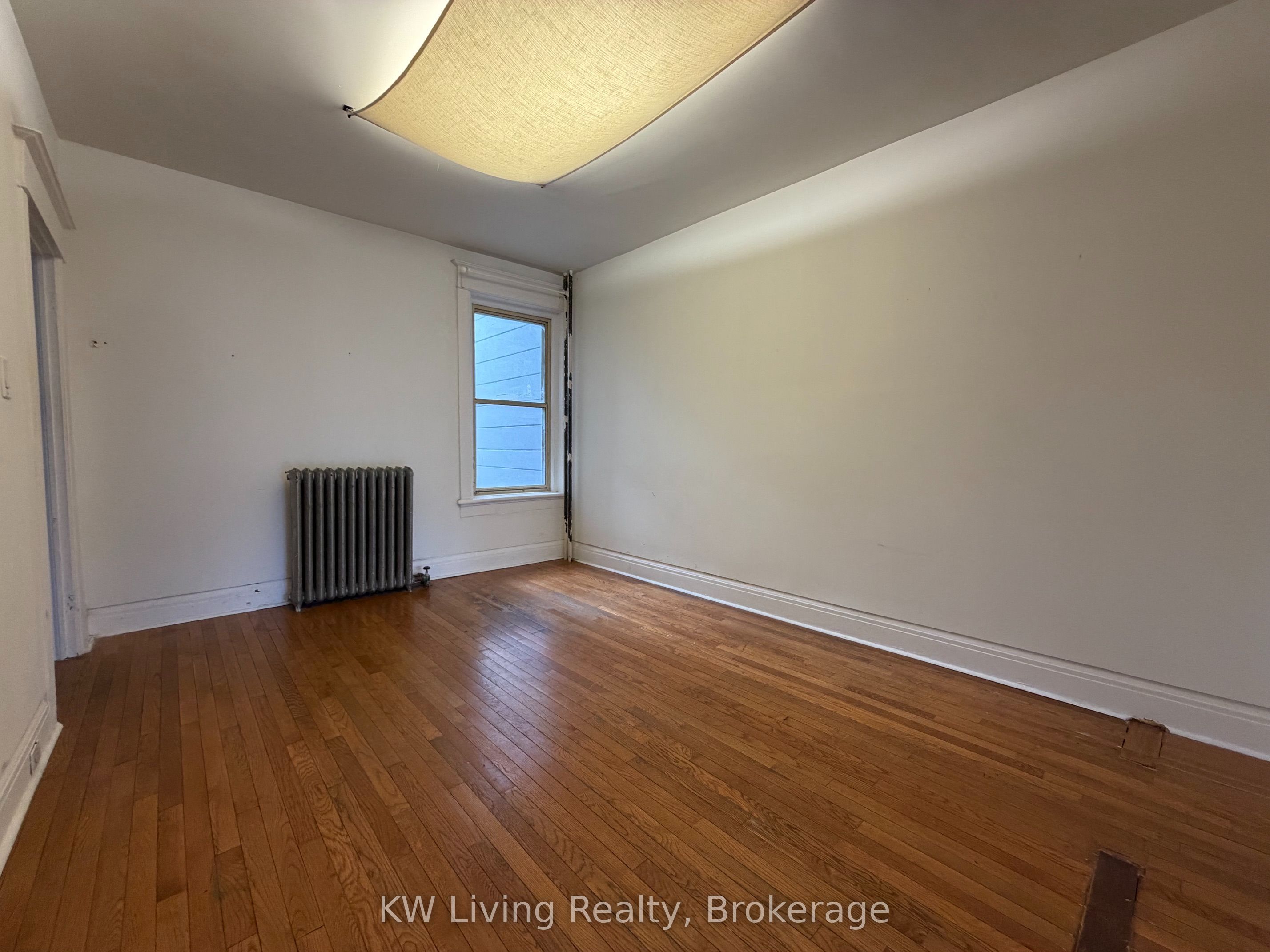 Unit 2/F - 543 College Street, Toronto 2